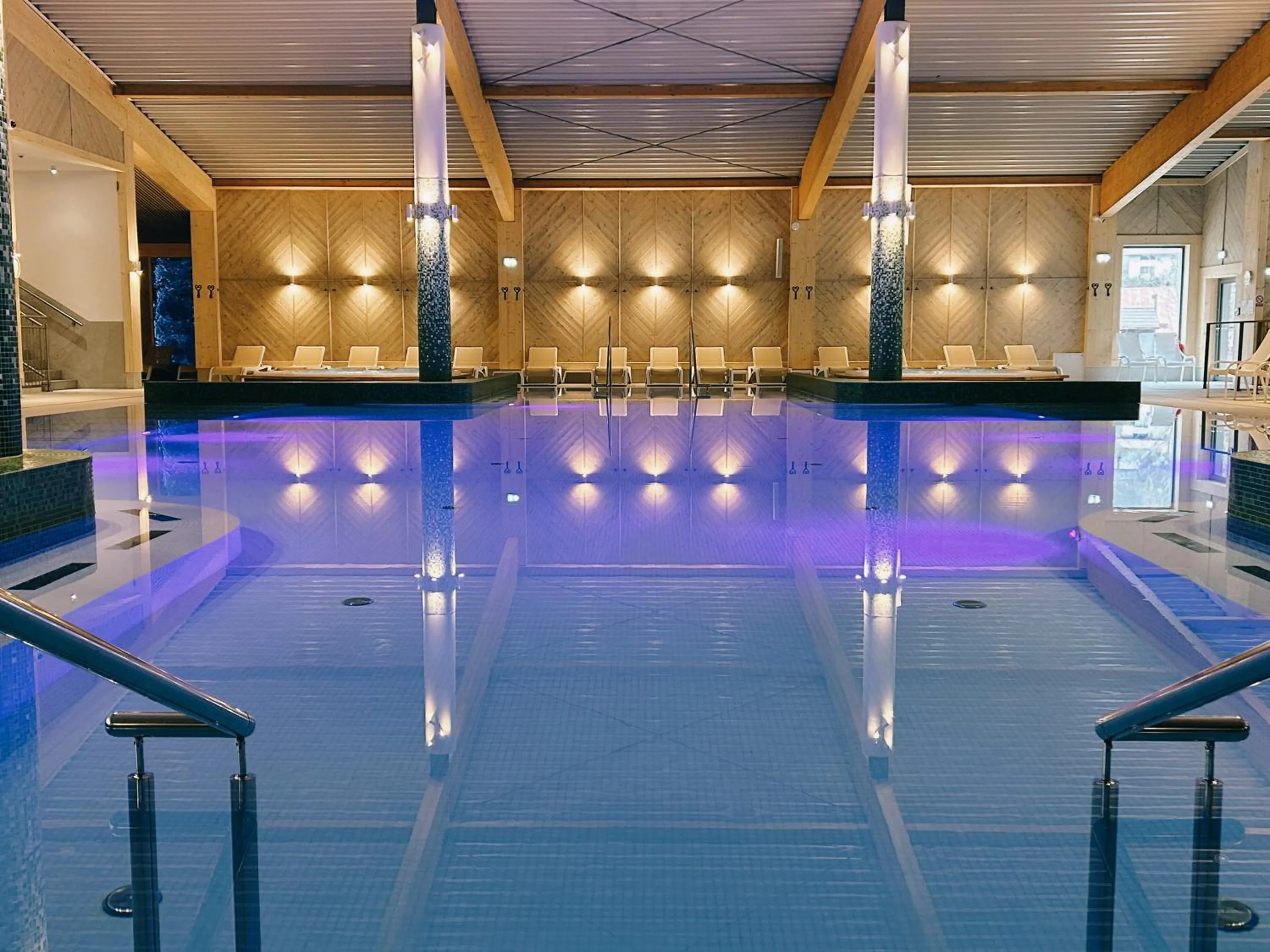 Swimming pool in Aries Hotel & SPA Szczyrk
