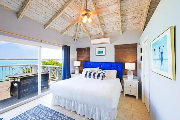 Bed in Neptune Villas
