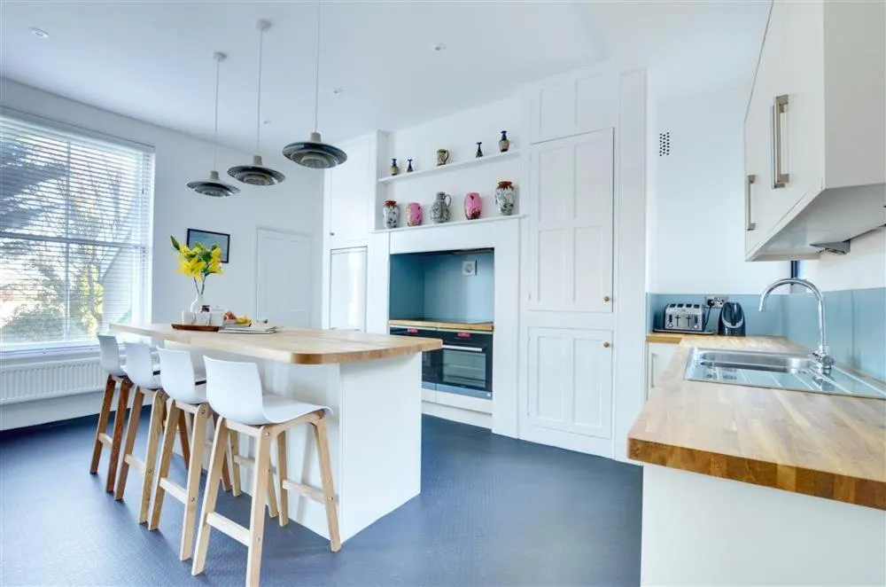 4 Bed in Ilfracombe oc-edwar