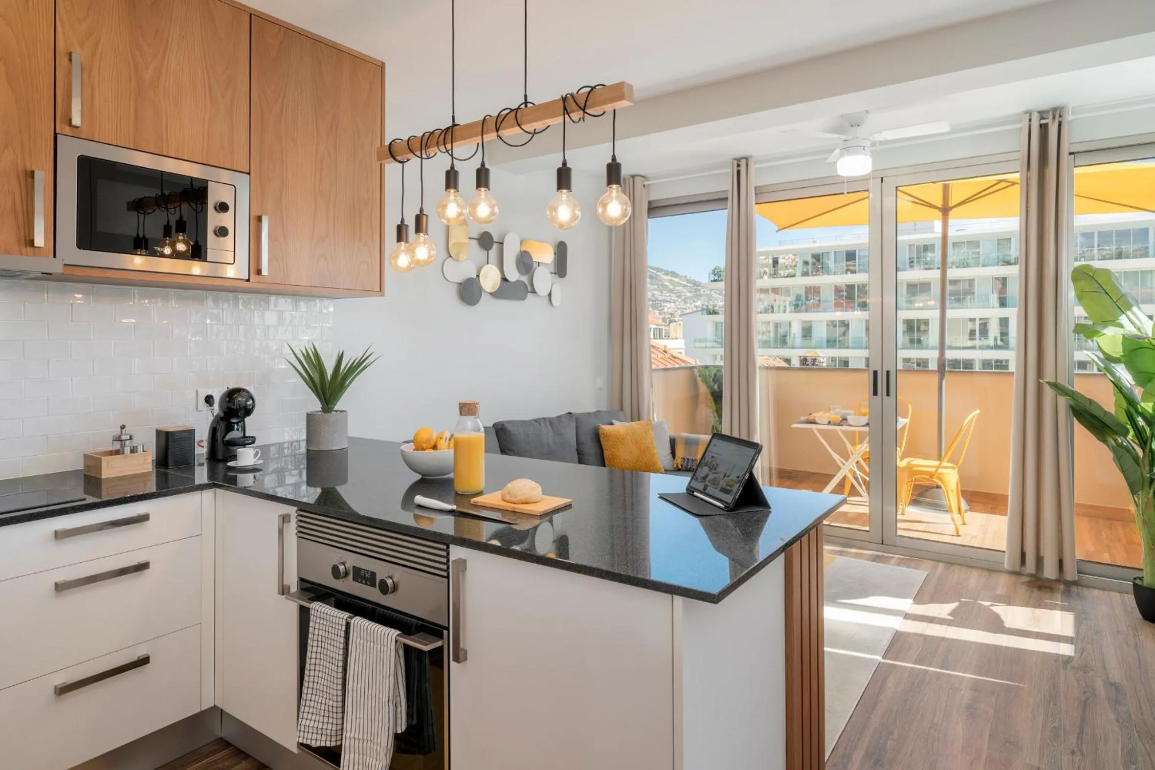 Apartment with Balcony in Alegria Flat by An Island Apart