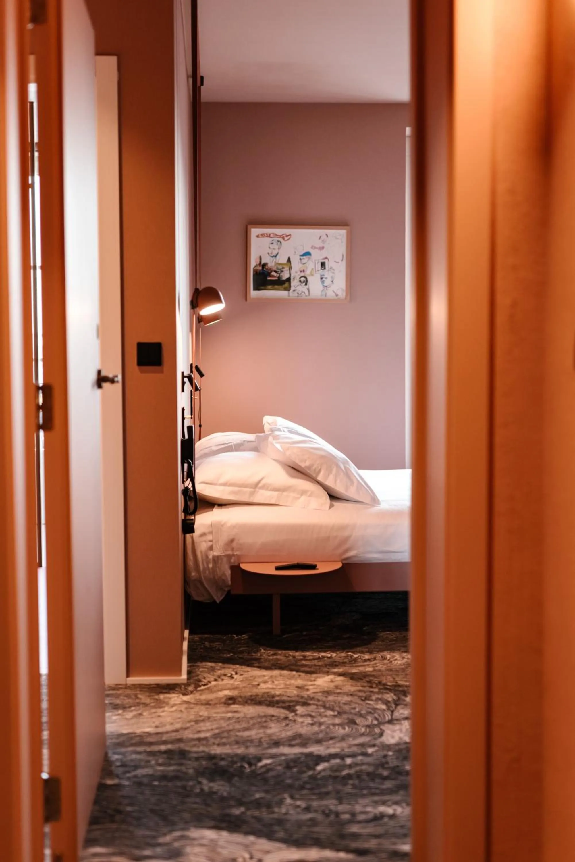 Bedroom, Bed in Independente Bica