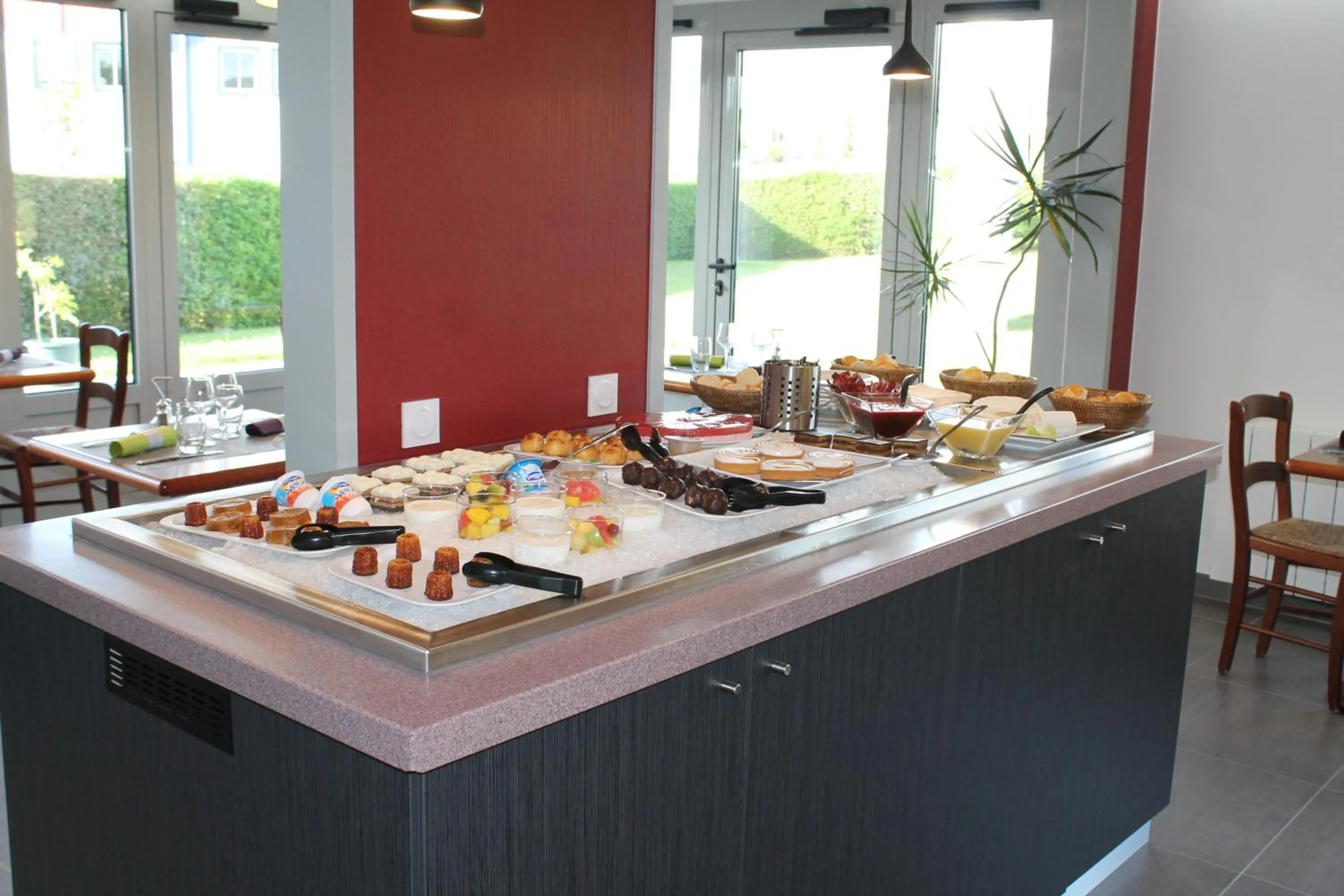 Food in Brit Hotel Mayenne