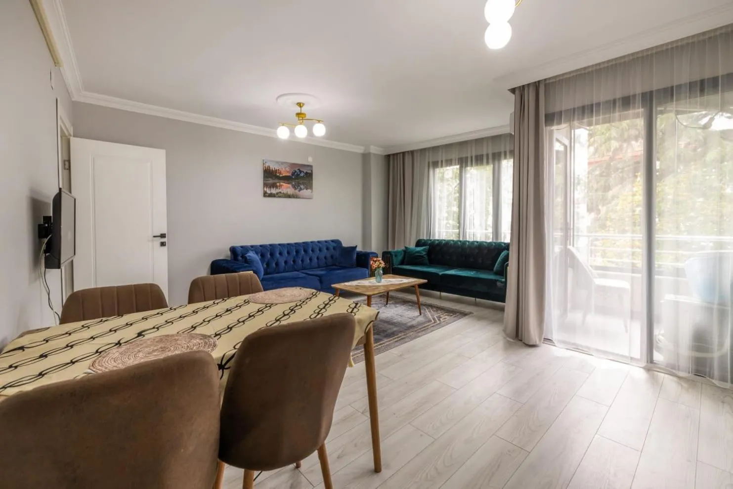 LOYA APARTMENTs