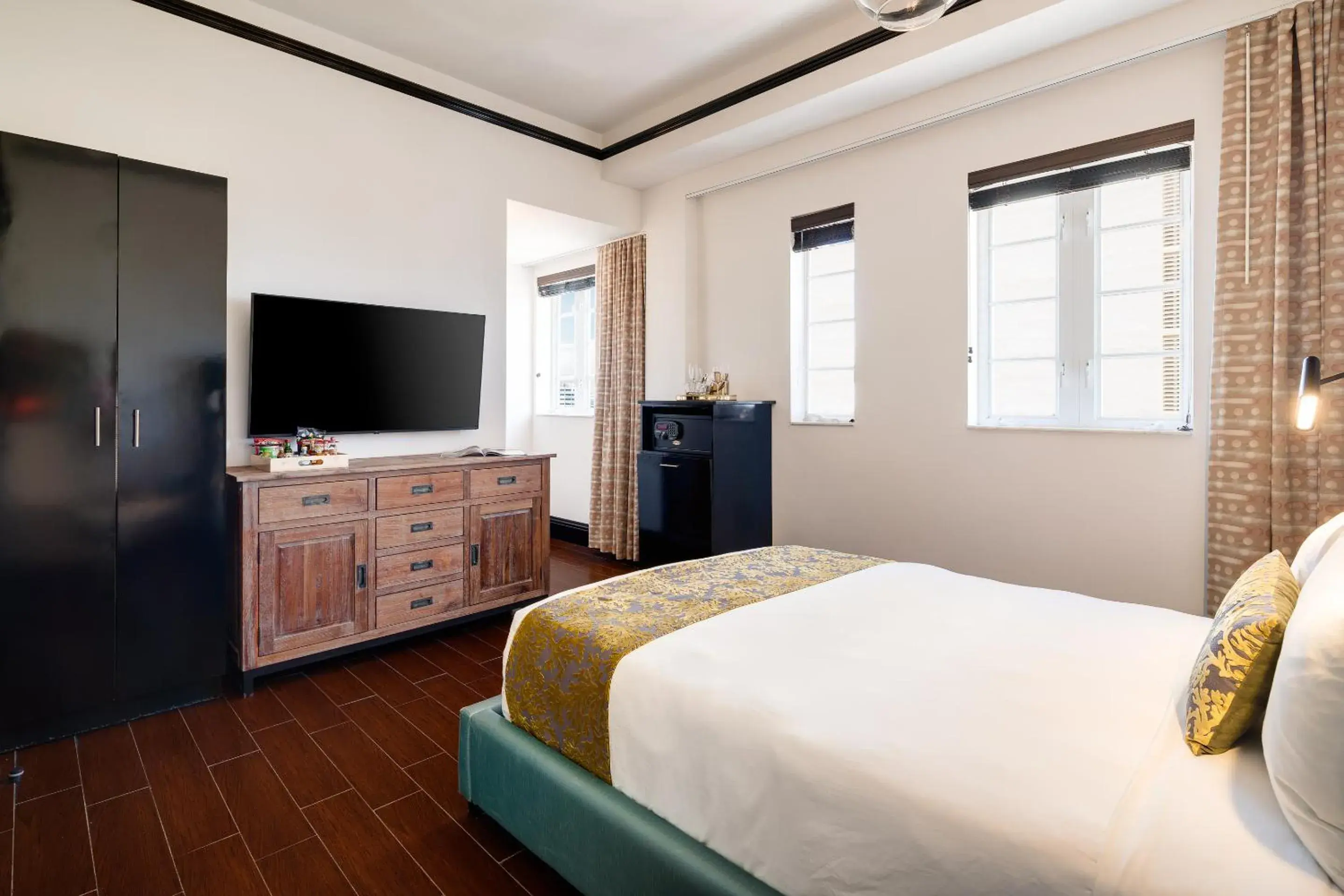 Bed in Hotel Croydon Bed in Hotel Croydon