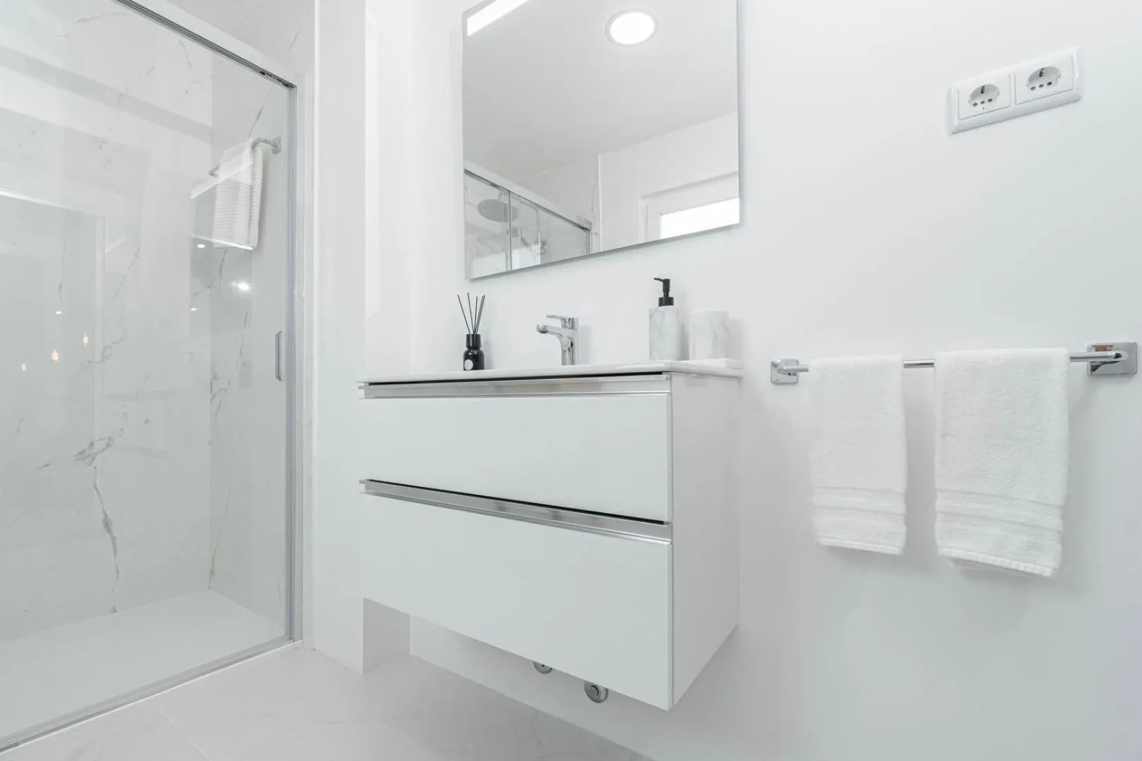 Bathroom in Varanda Azul - Lookout Loft (City Centre)