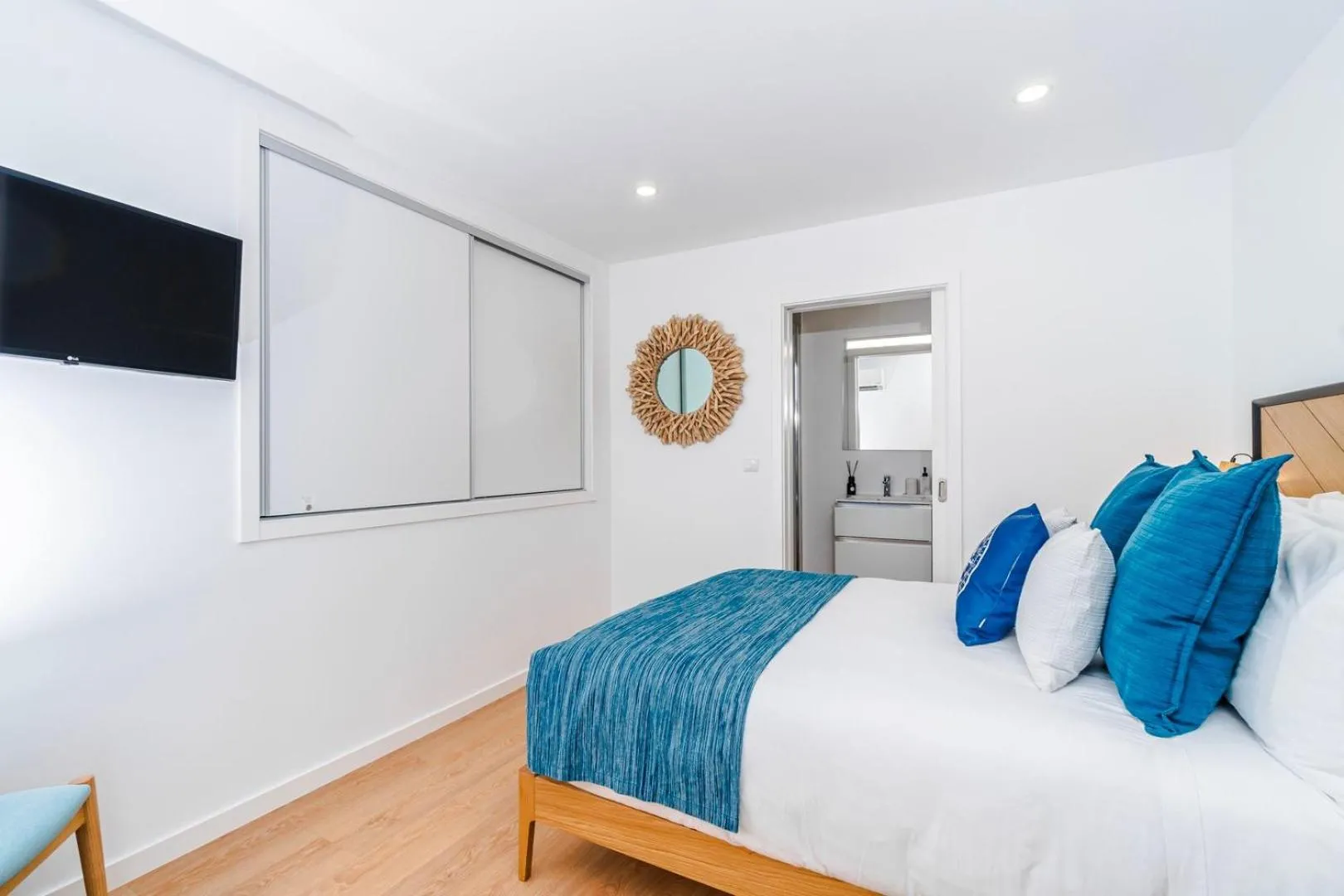 Bedroom, Bed in Varanda Azul - Lookout Loft (City Centre)