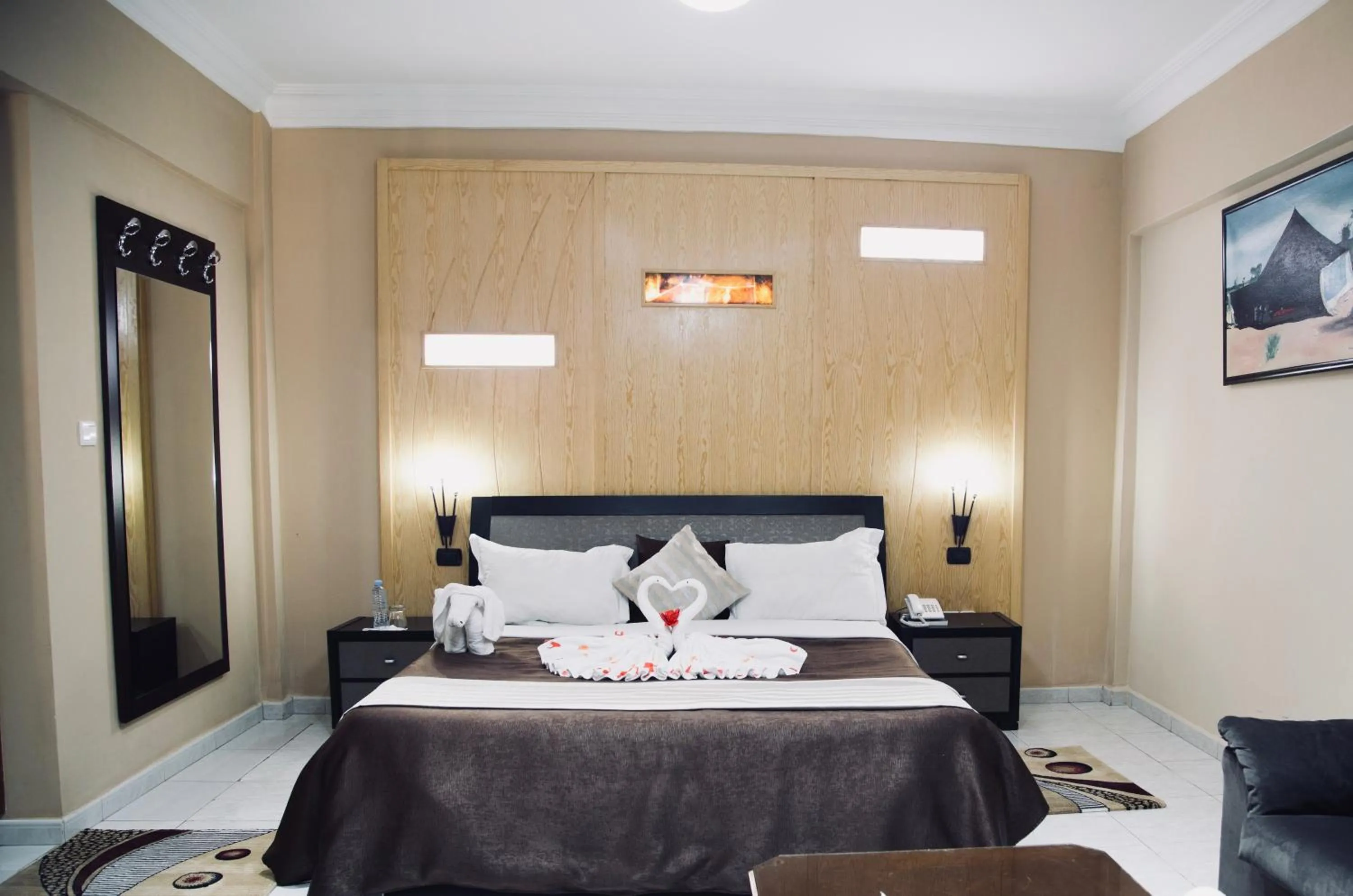 Bedroom, Bed in Hôtel IMAN