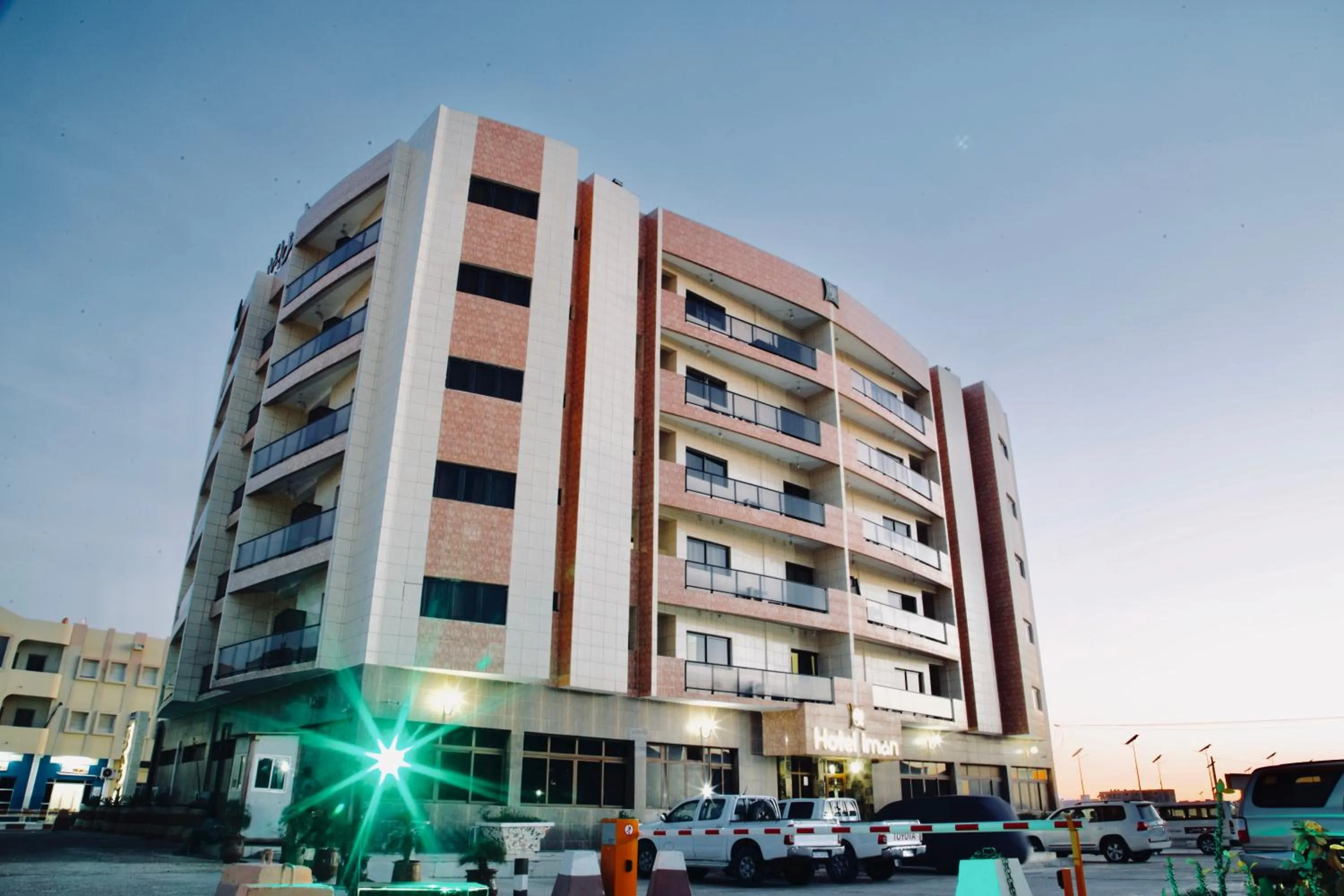 Facade/entrance in Hôtel IMAN