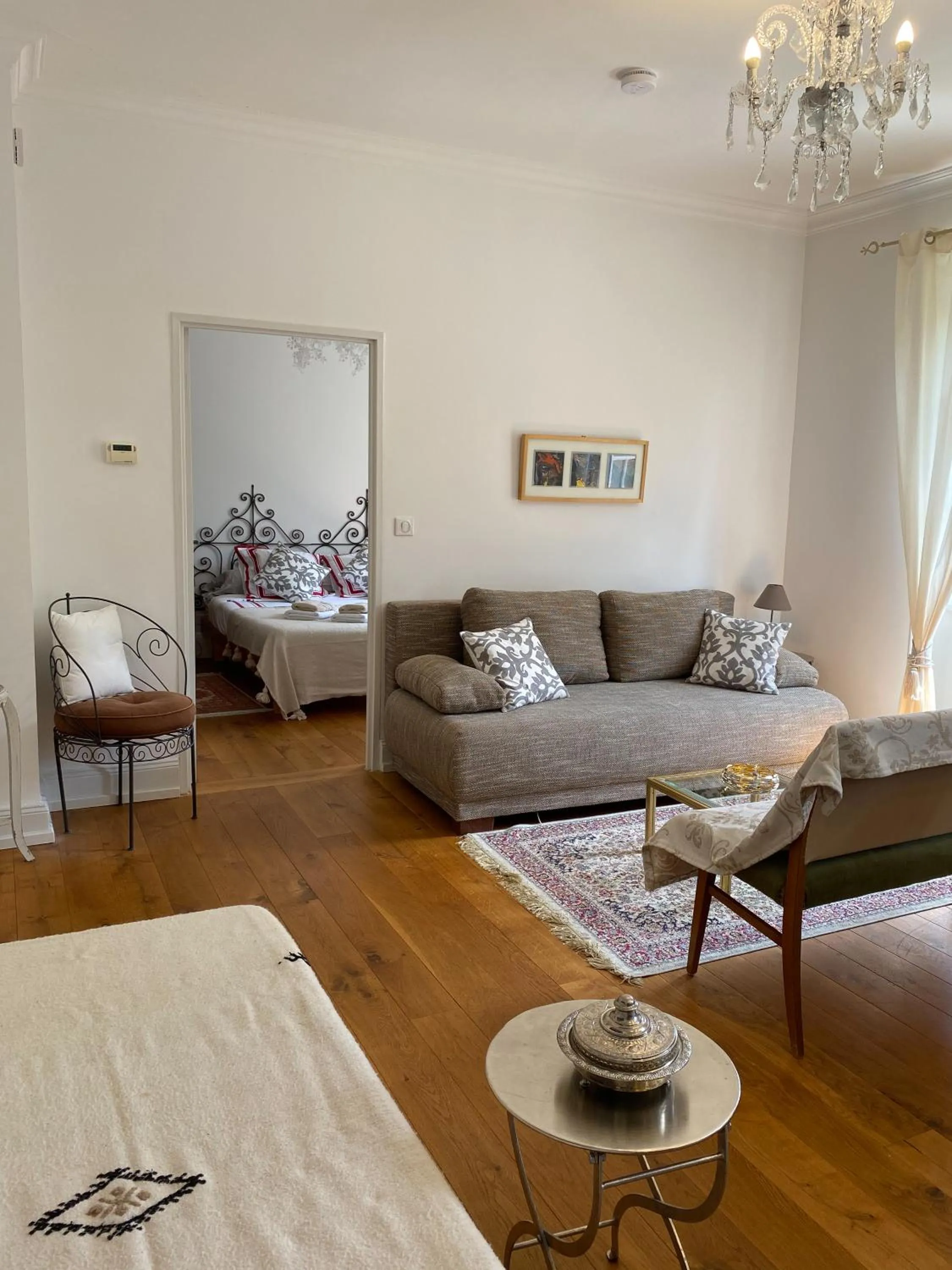 Living room, Bed in La Maison des Fontaines d'Alsace
