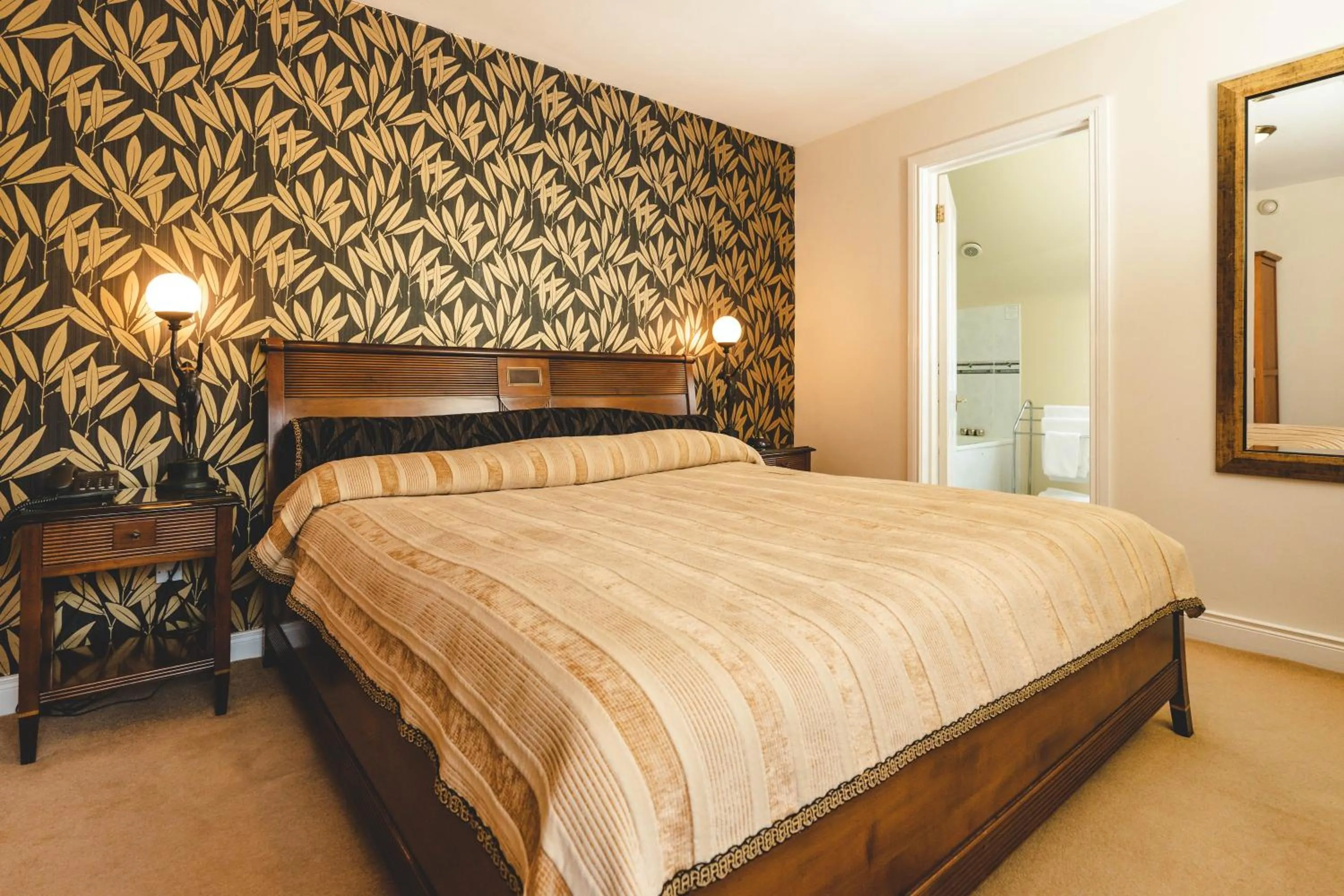 Bedroom in OYO Rayanne House Guest Accommodation