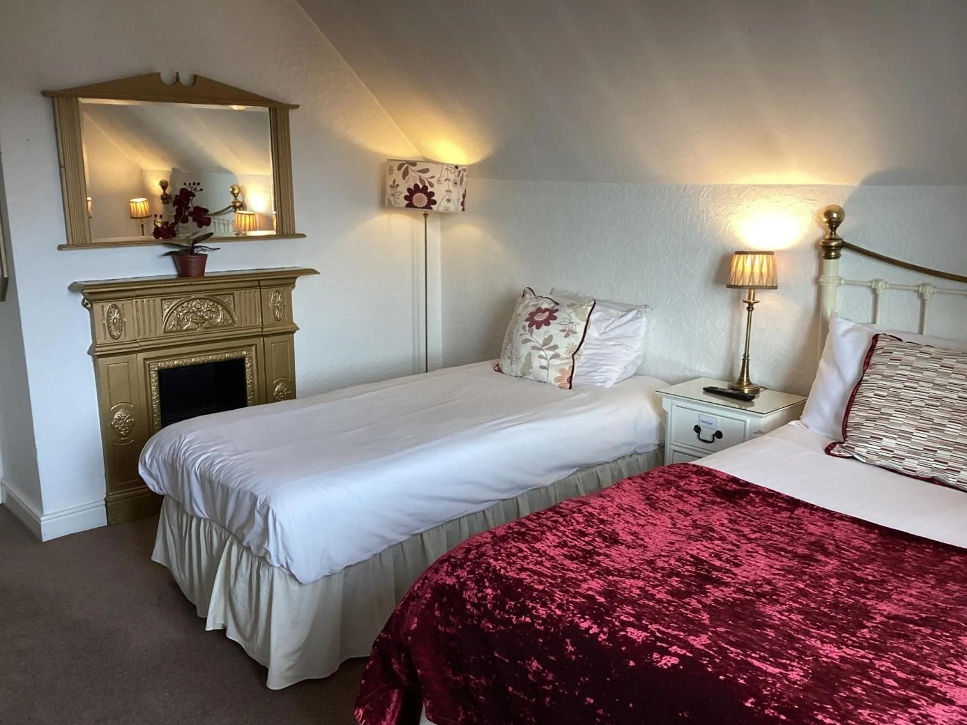 Bedroom in OYO Rayanne House Guest Accommodation