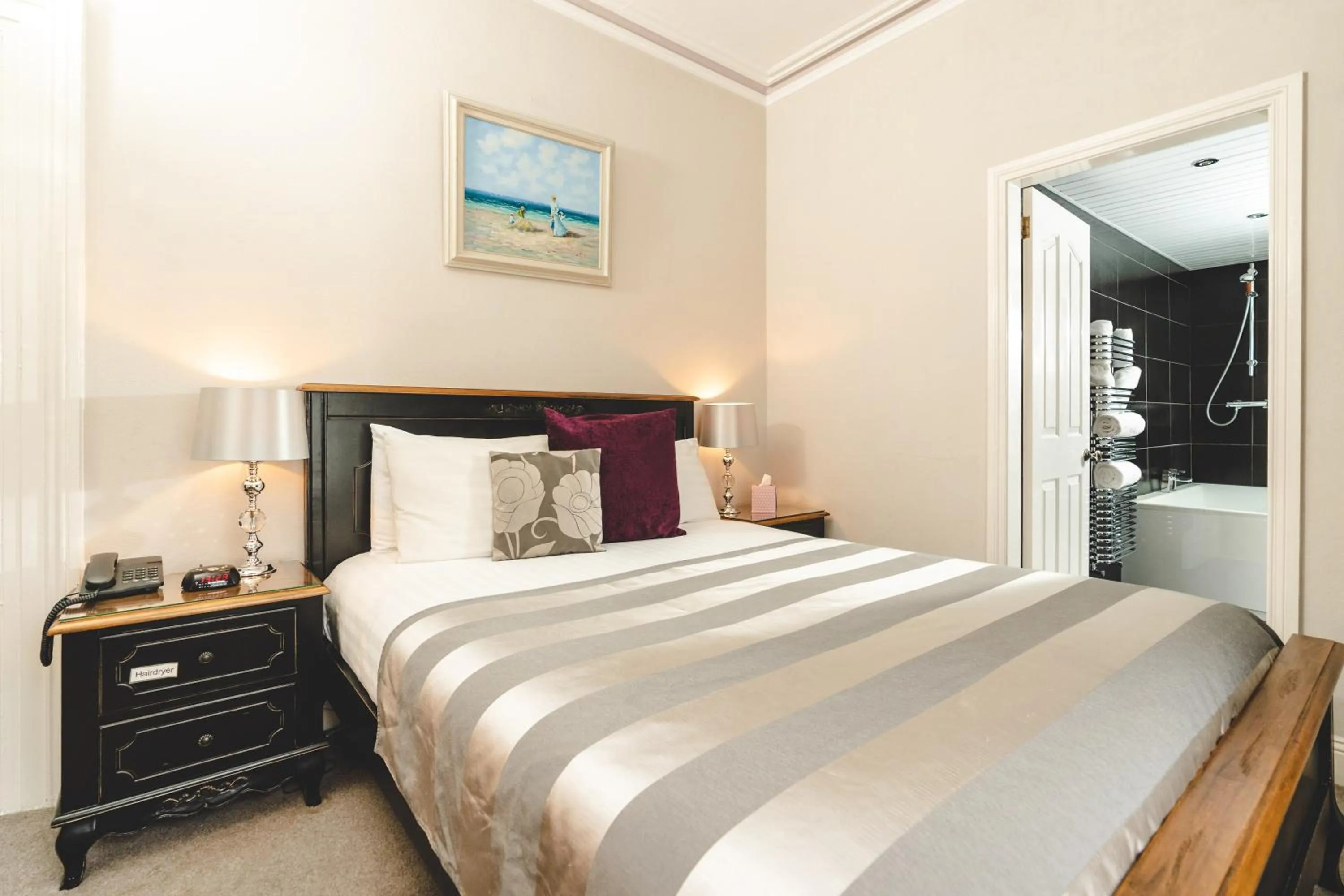 Bedroom in OYO Rayanne House Guest Accommodation