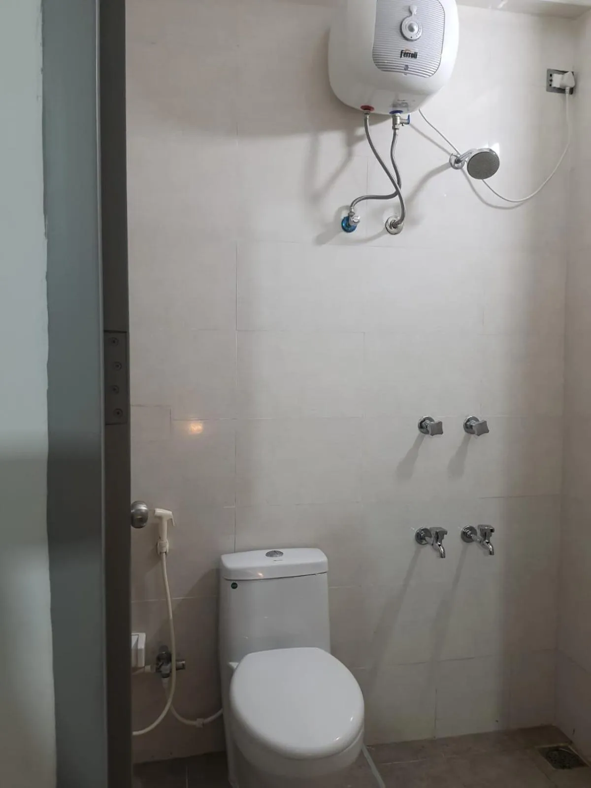 Shower in Auro Maison
