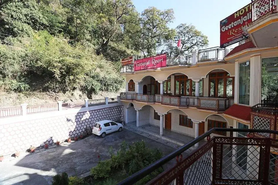 Property building in Geetanjali Resort Property building in Geetanjali Resort