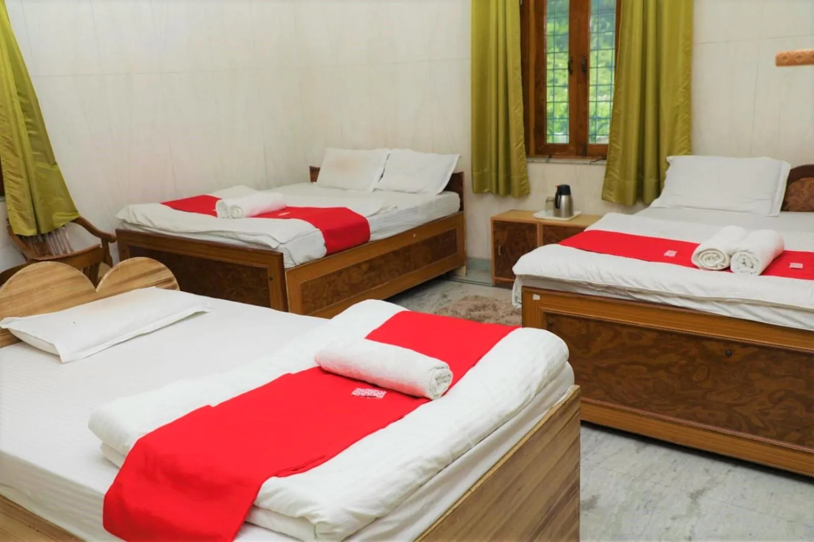 Bed in Geetanjali Resort