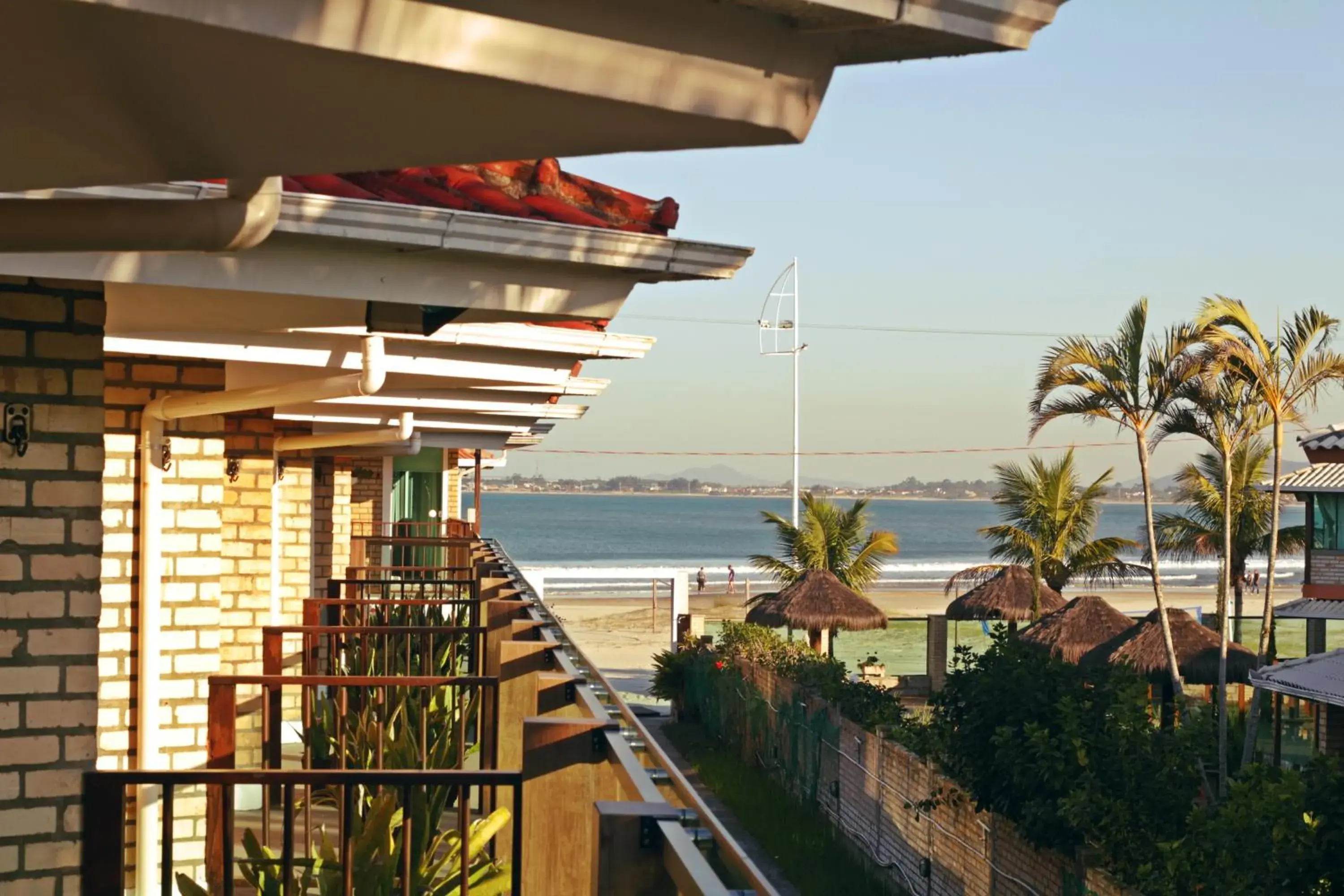 Three-Bedroom Apartment in Pousada Recanto Edênico - à beira mar da Praia Ponta do Papagaio, Palhoça SC Three-Bedroom Apartment in Pousada Recanto Edênico - à beira mar da Praia Ponta do Papagaio, Palhoça SC