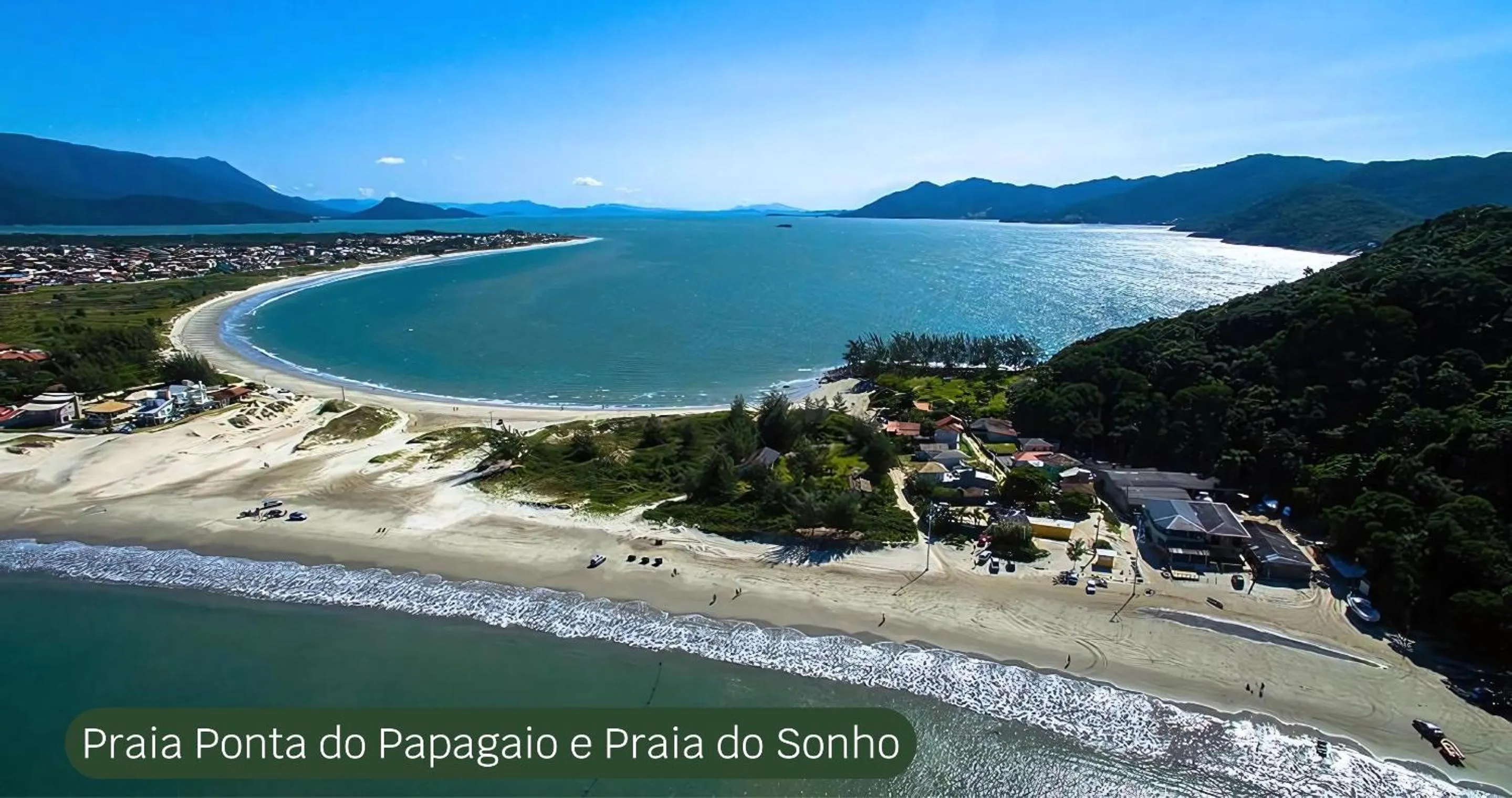 Beach in Pousada Recanto Edênico - à beira mar da Praia Ponta do Papagaio, Palhoça SC