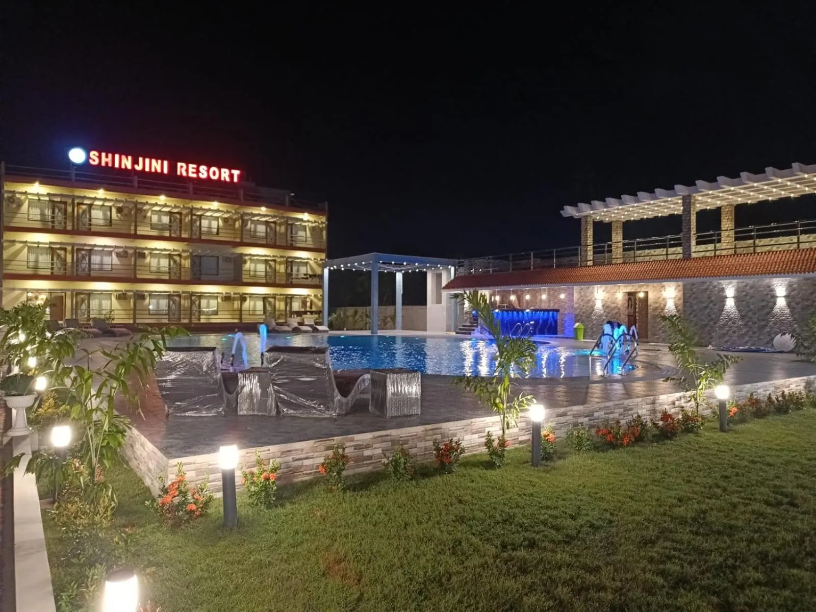 Property building in Shinjini Resort