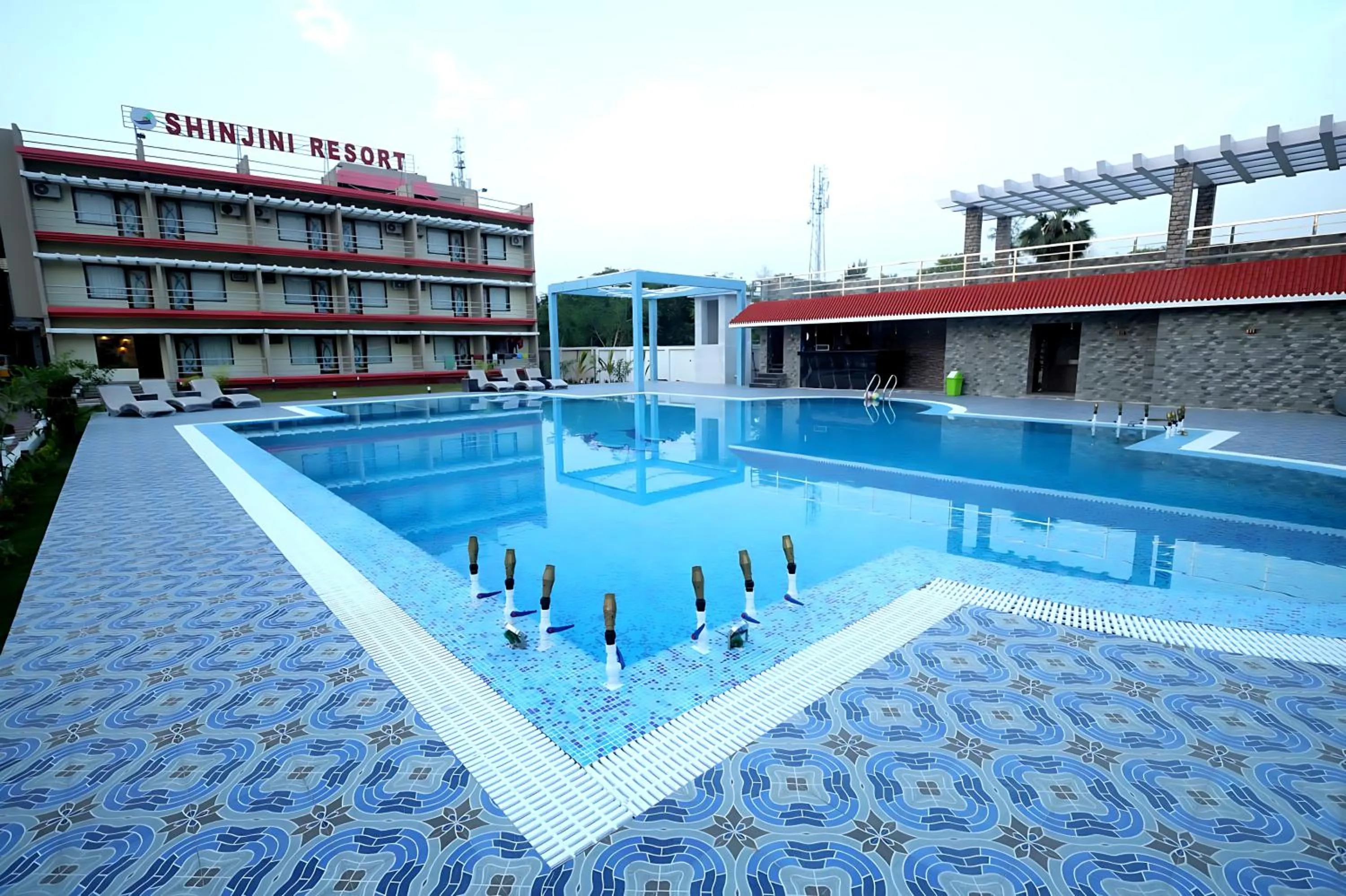 Swimming pool in Shinjini Resort