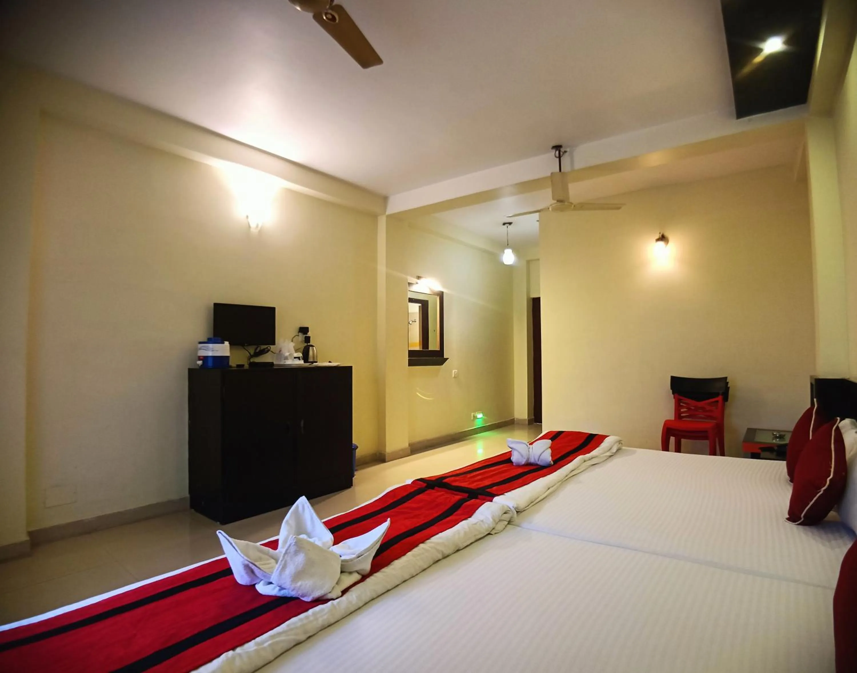 Bed in Shinjini Resort