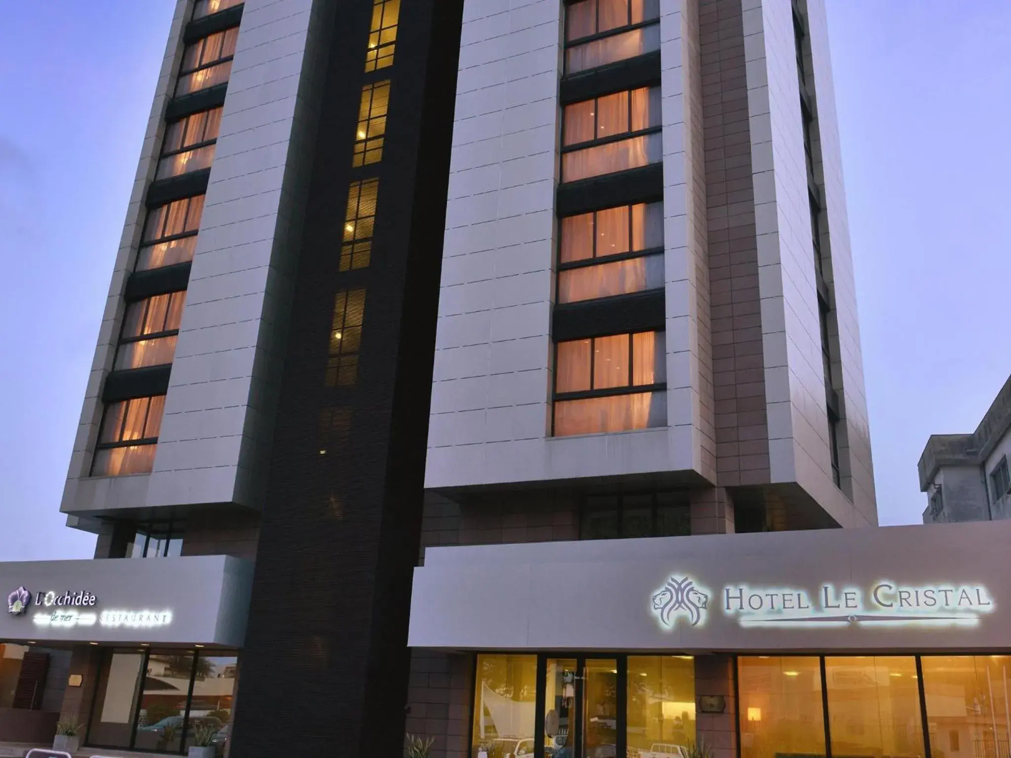 Property building in Hôtel Le Cristal Property building in Hôtel Le Cristal