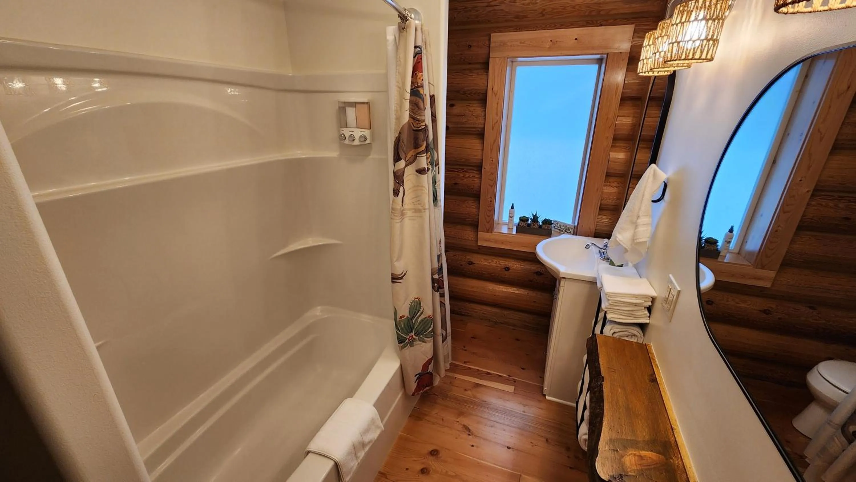 Shower in Beargrass Lodging & RV Resort