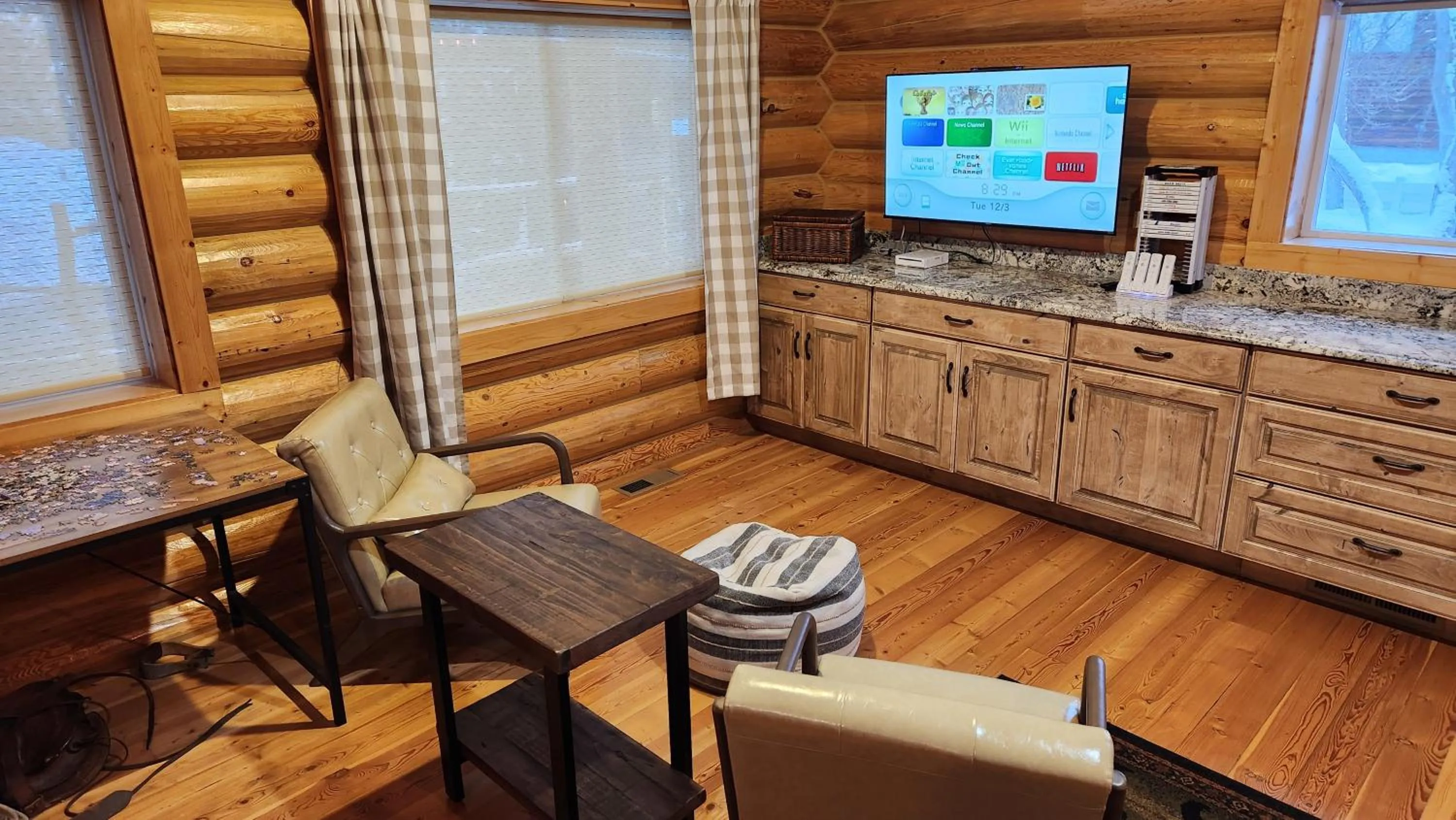 Game Room in Beargrass Lodging & RV Resort
