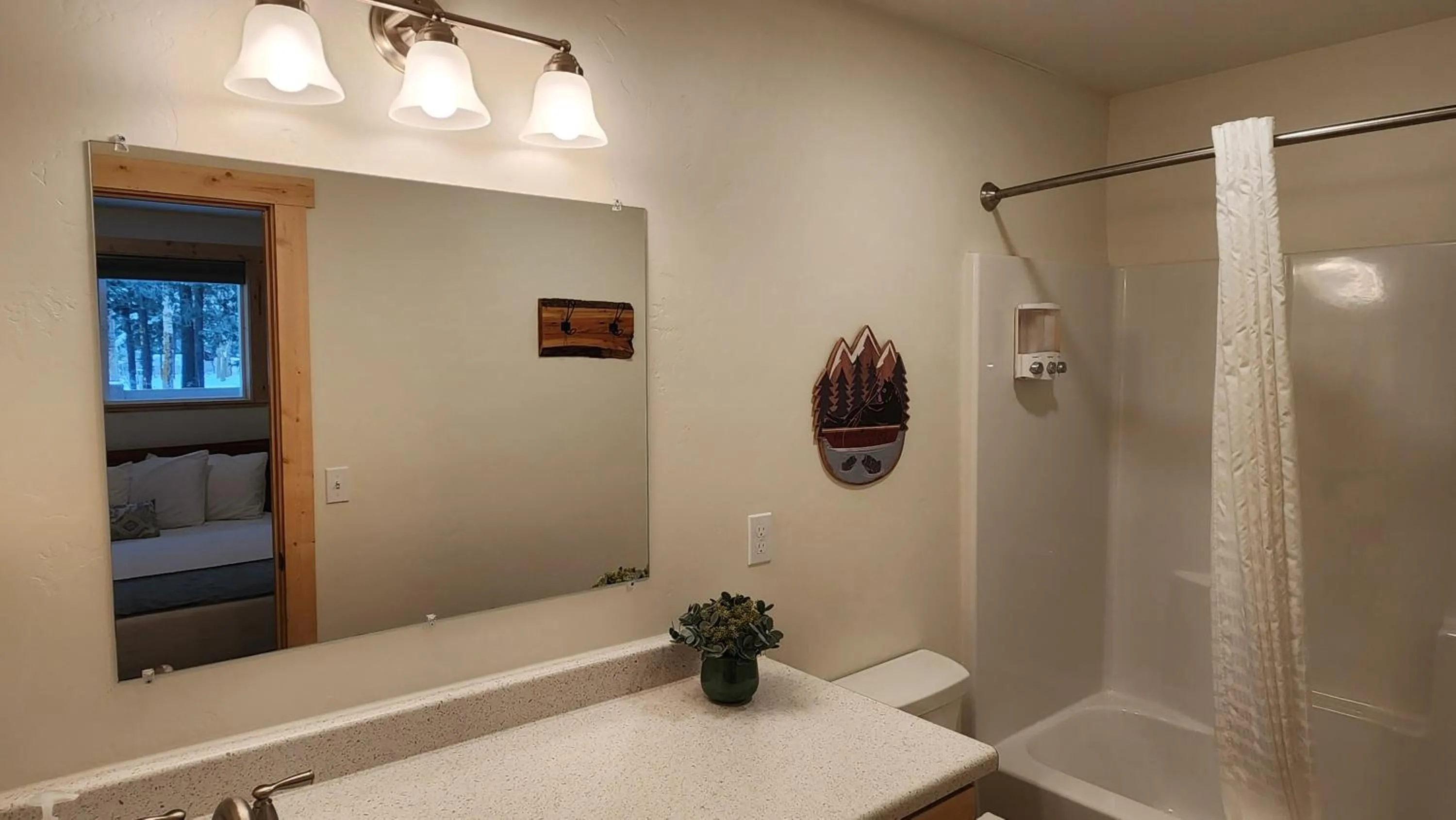 Shower in Beargrass Lodging & RV Resort