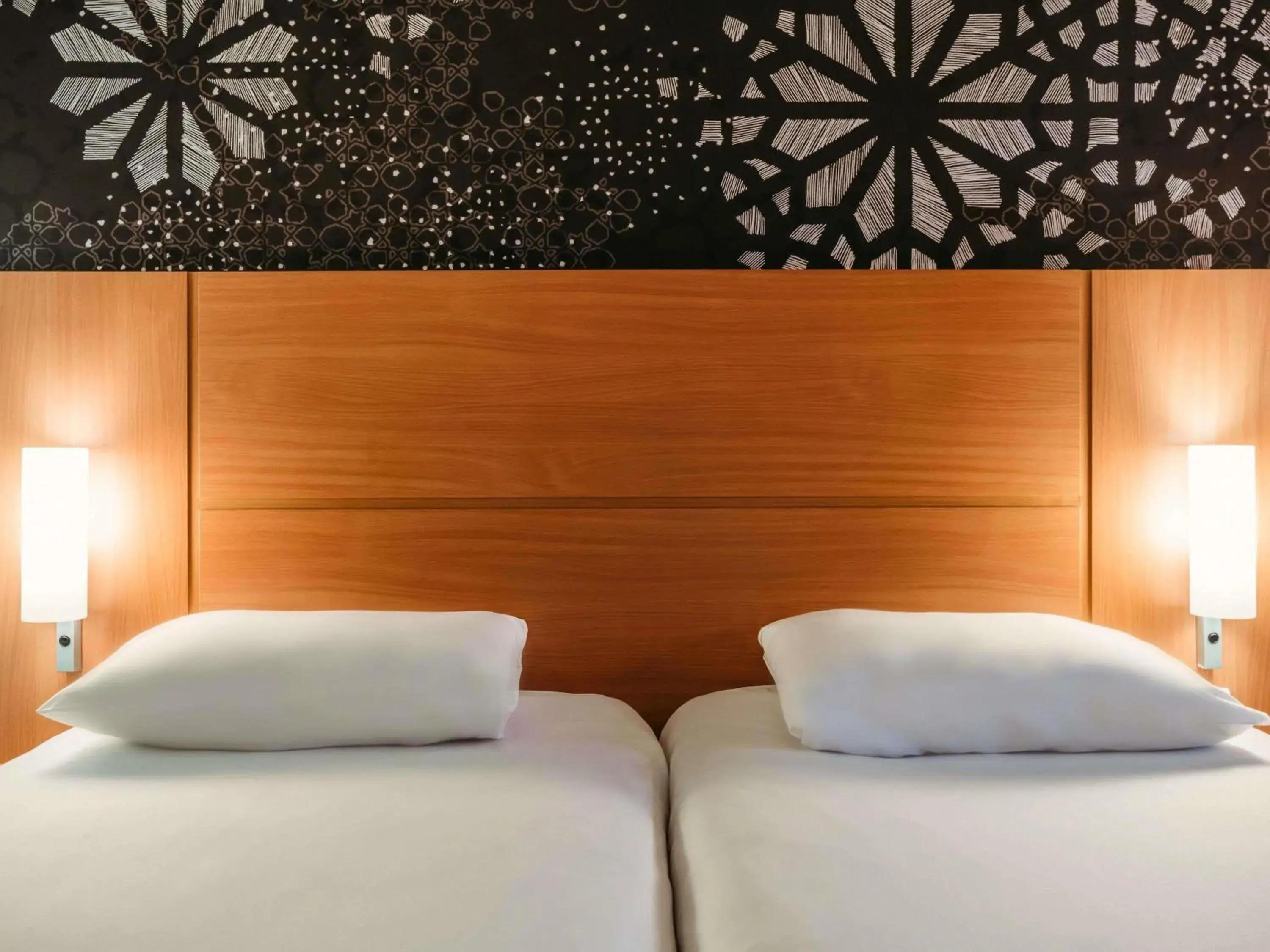 Bedroom, Bed in Ibis Casanearshore Bedroom, Bed in Ibis Casanearshore