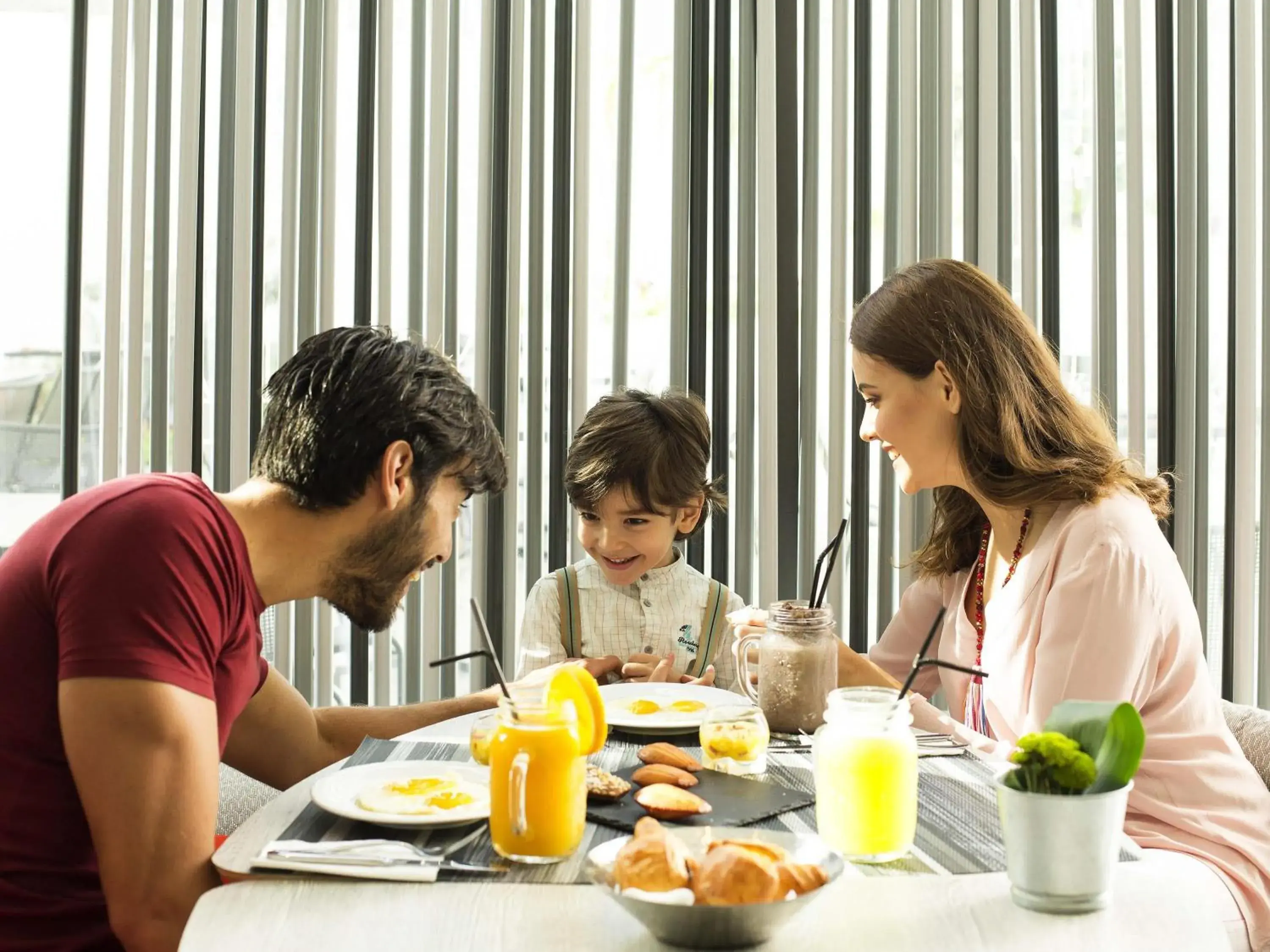 Restaurant/places to eat in Ibis Casanearshore Restaurant/places to eat in Ibis Casanearshore