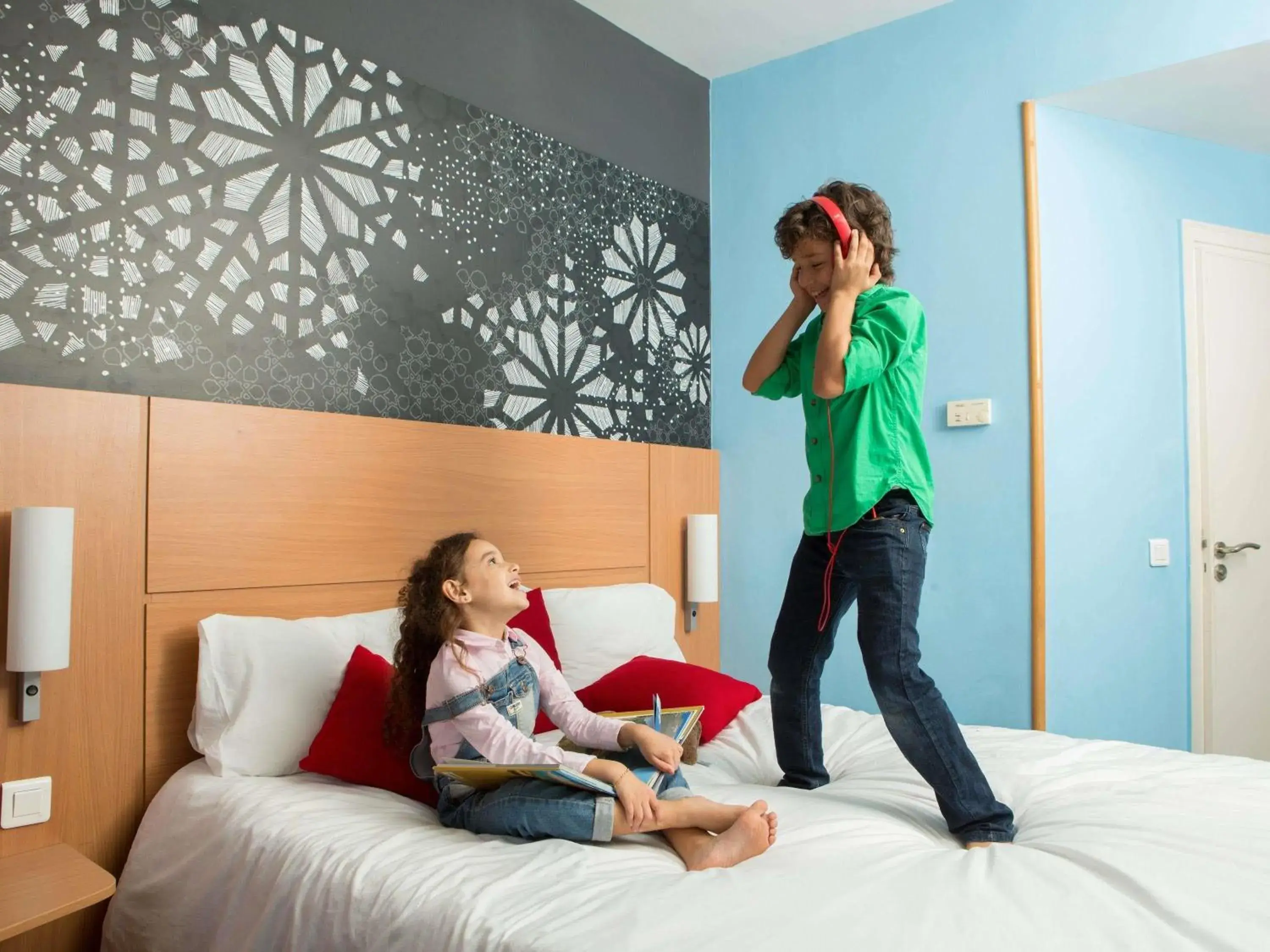 Bedroom, Bed in Ibis Casanearshore Bedroom, Bed in Ibis Casanearshore