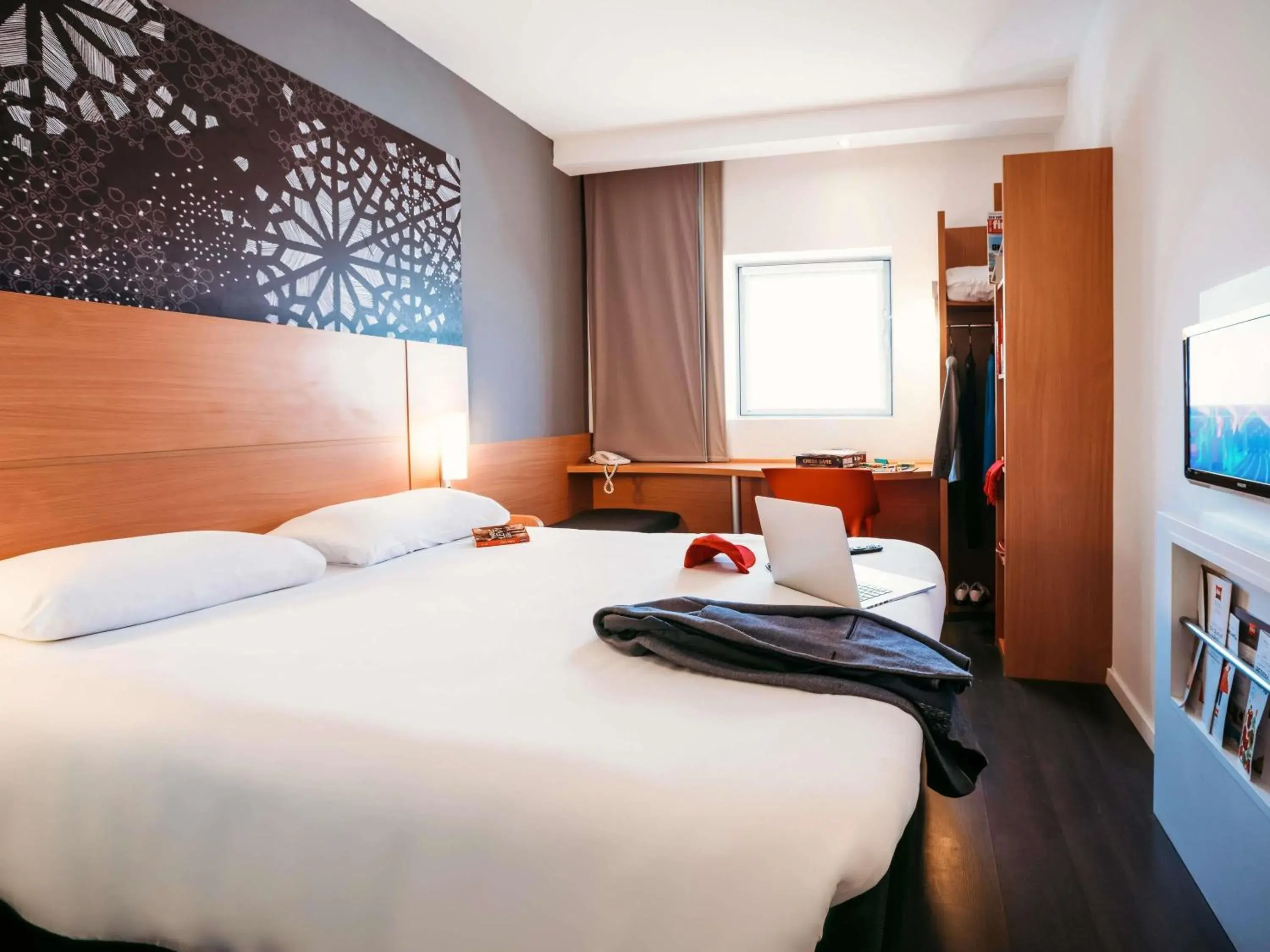 Bedroom, Bed in Ibis Casanearshore Bedroom, Bed in Ibis Casanearshore