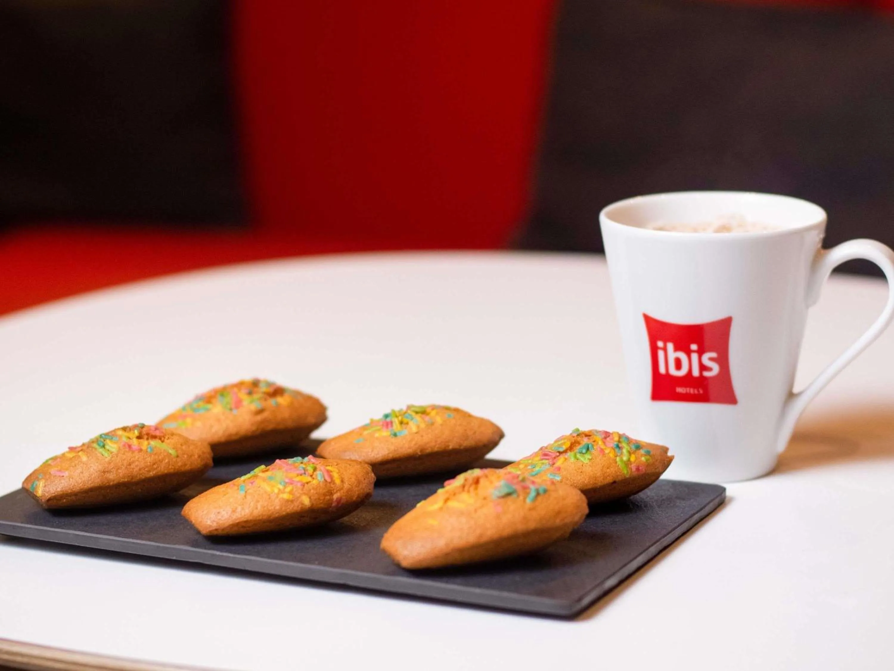 Breakfast in Ibis Casanearshore