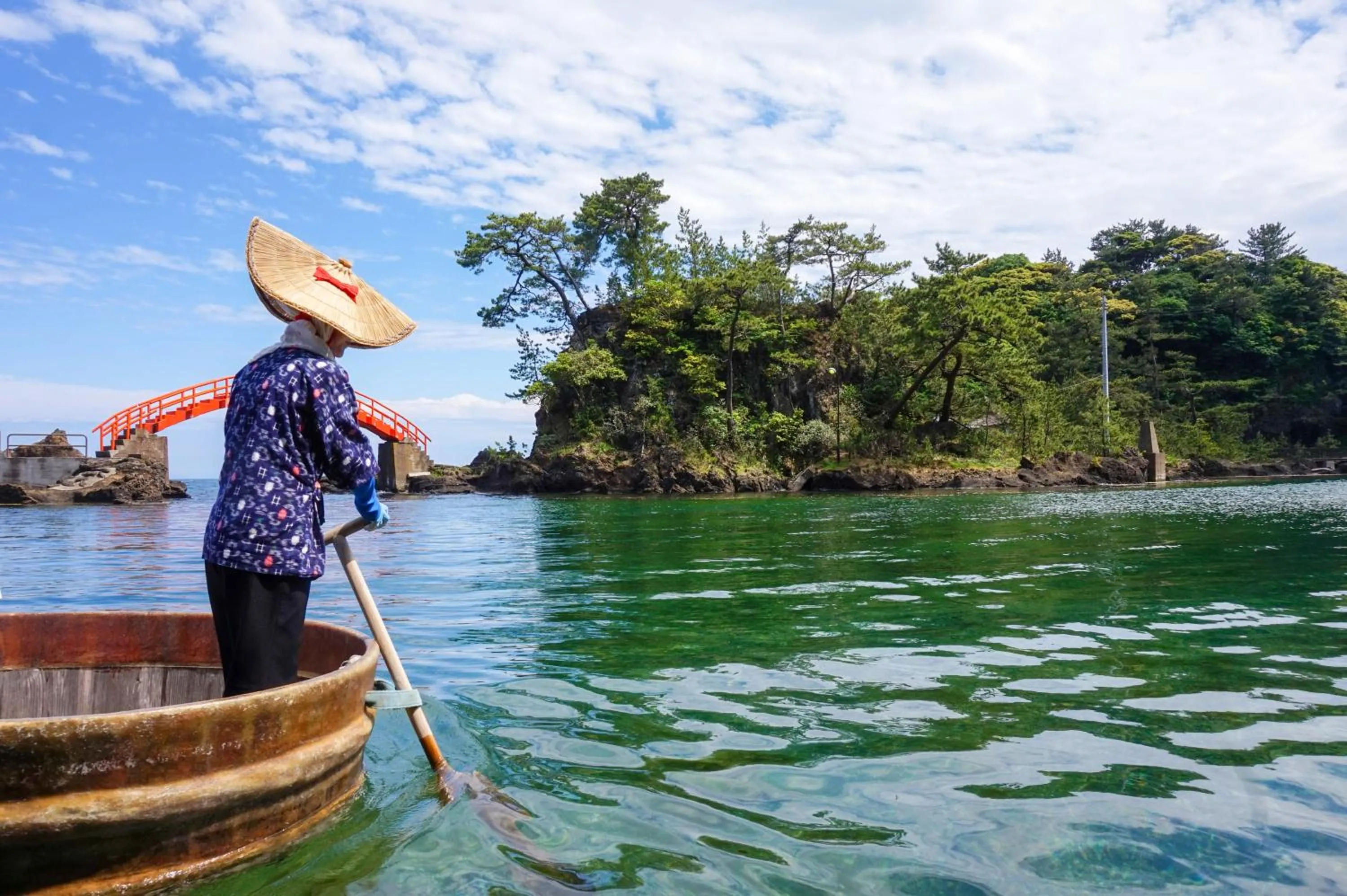 Nearby landmark in Sado Ryosou Minato