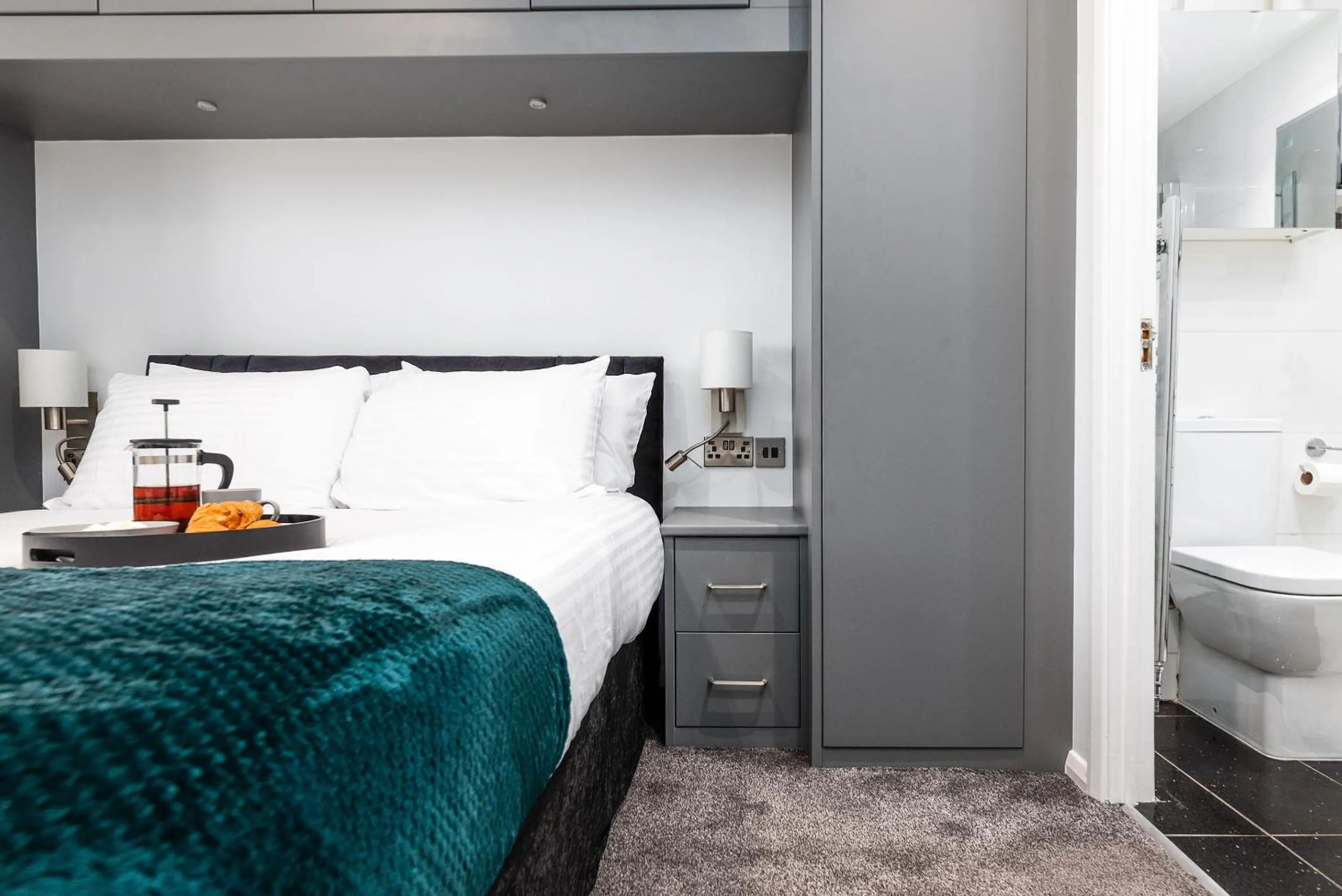 Bathroom, Bed in Marham Close