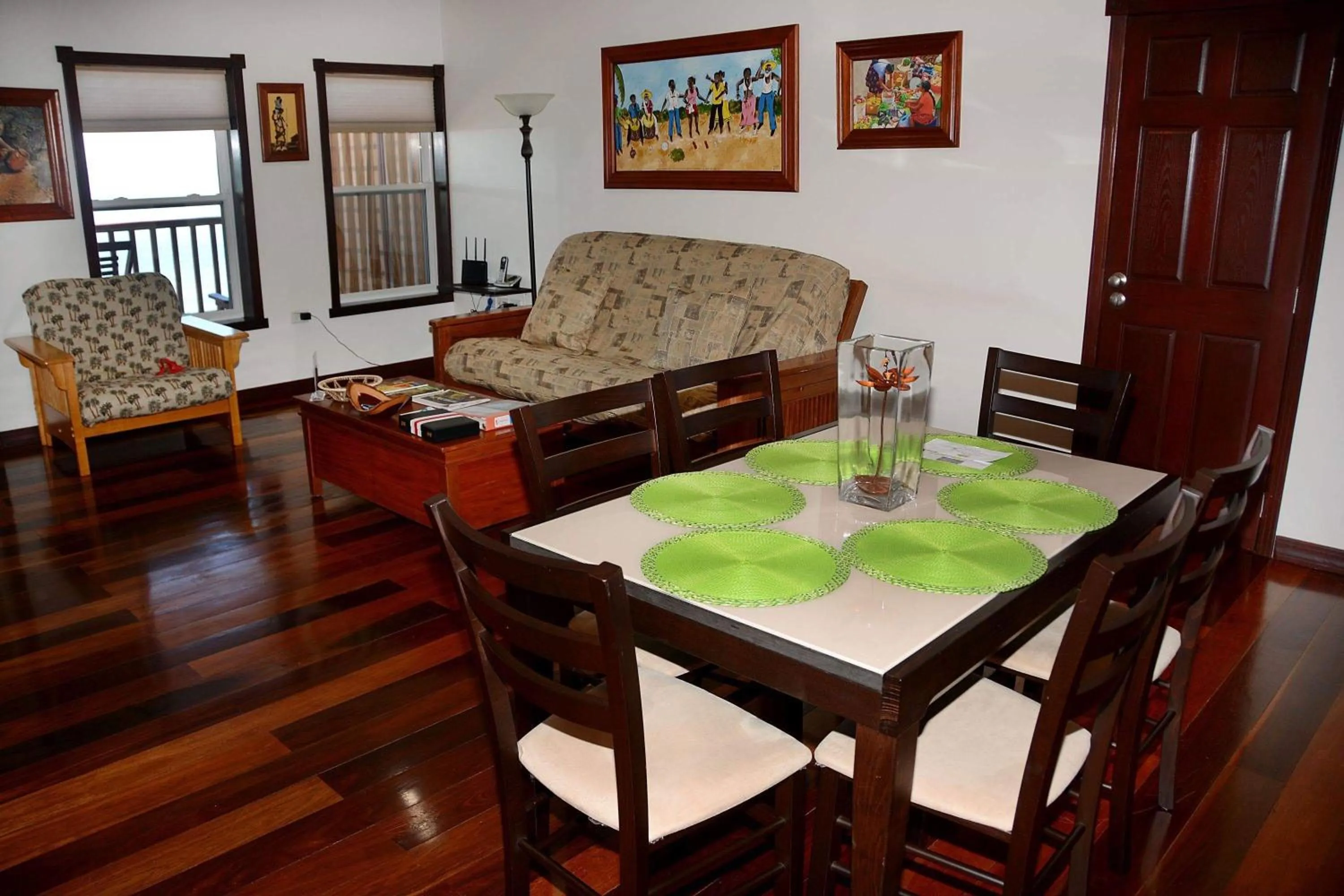 Photo of the whole room in Belizean Nirvana