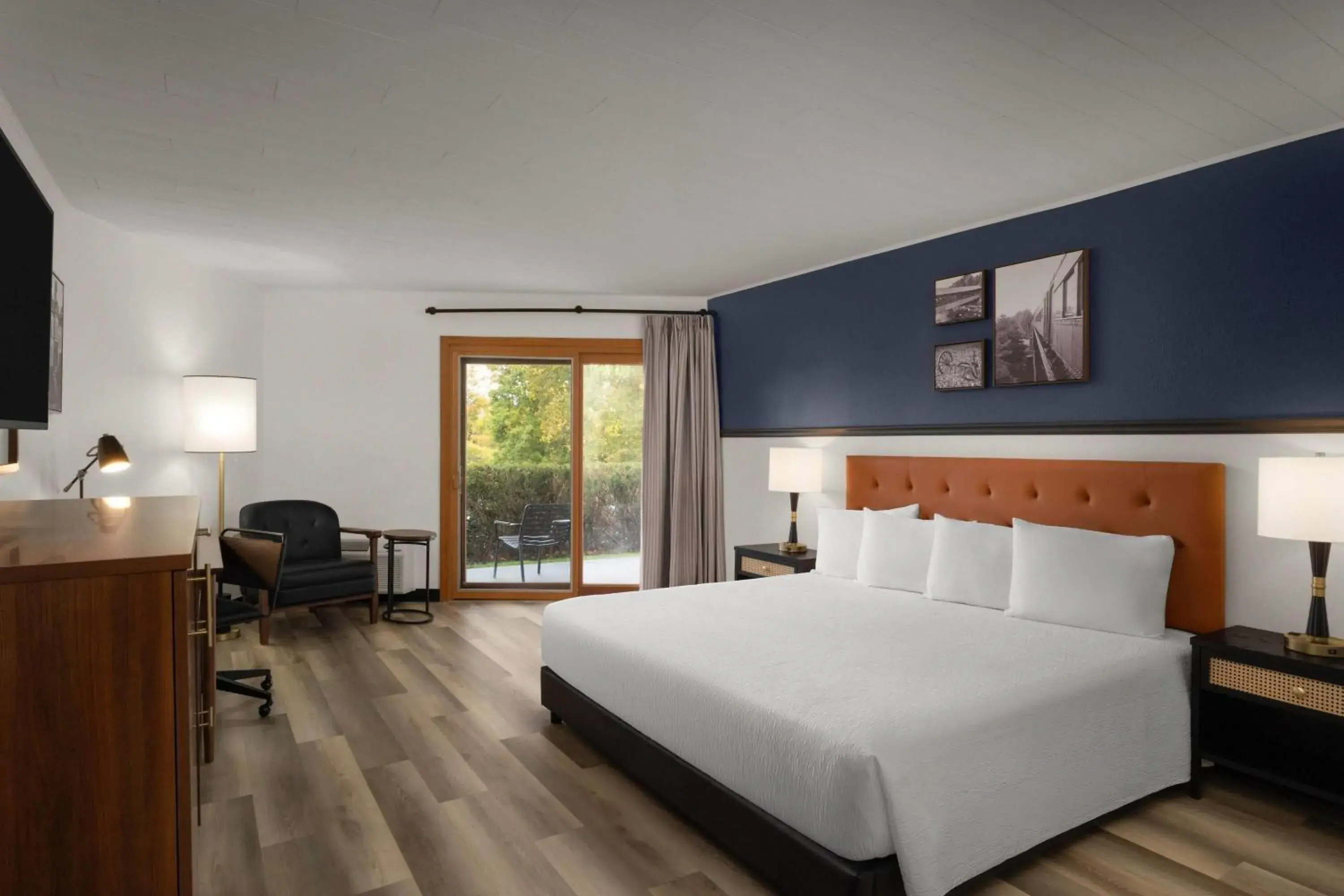 Photo of the whole room, Bed in Hotel Vervana, Trademark Collection by Wyndham Photo of the whole room, Bed in Hotel Vervana, Trademark Collection by Wyndham