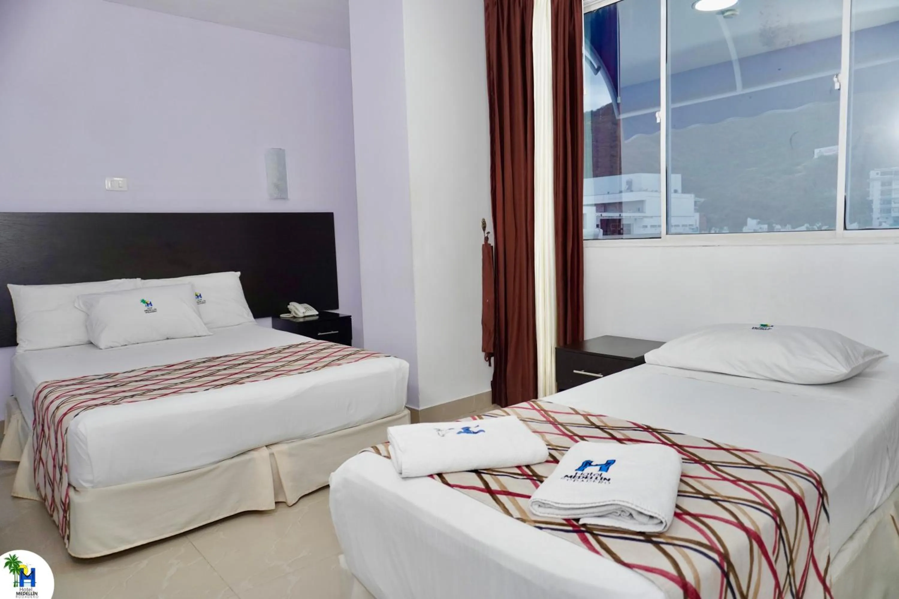 Bedroom, Bed in Hotel Medellín Rodadero