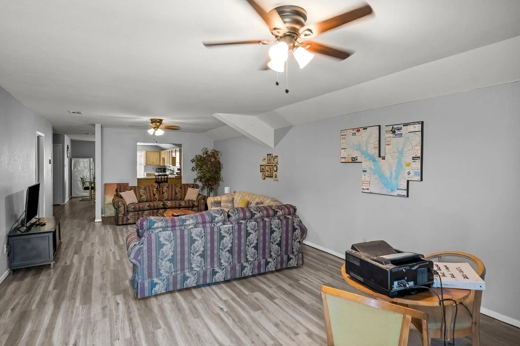 Axtons Bass City Lake Front Resort