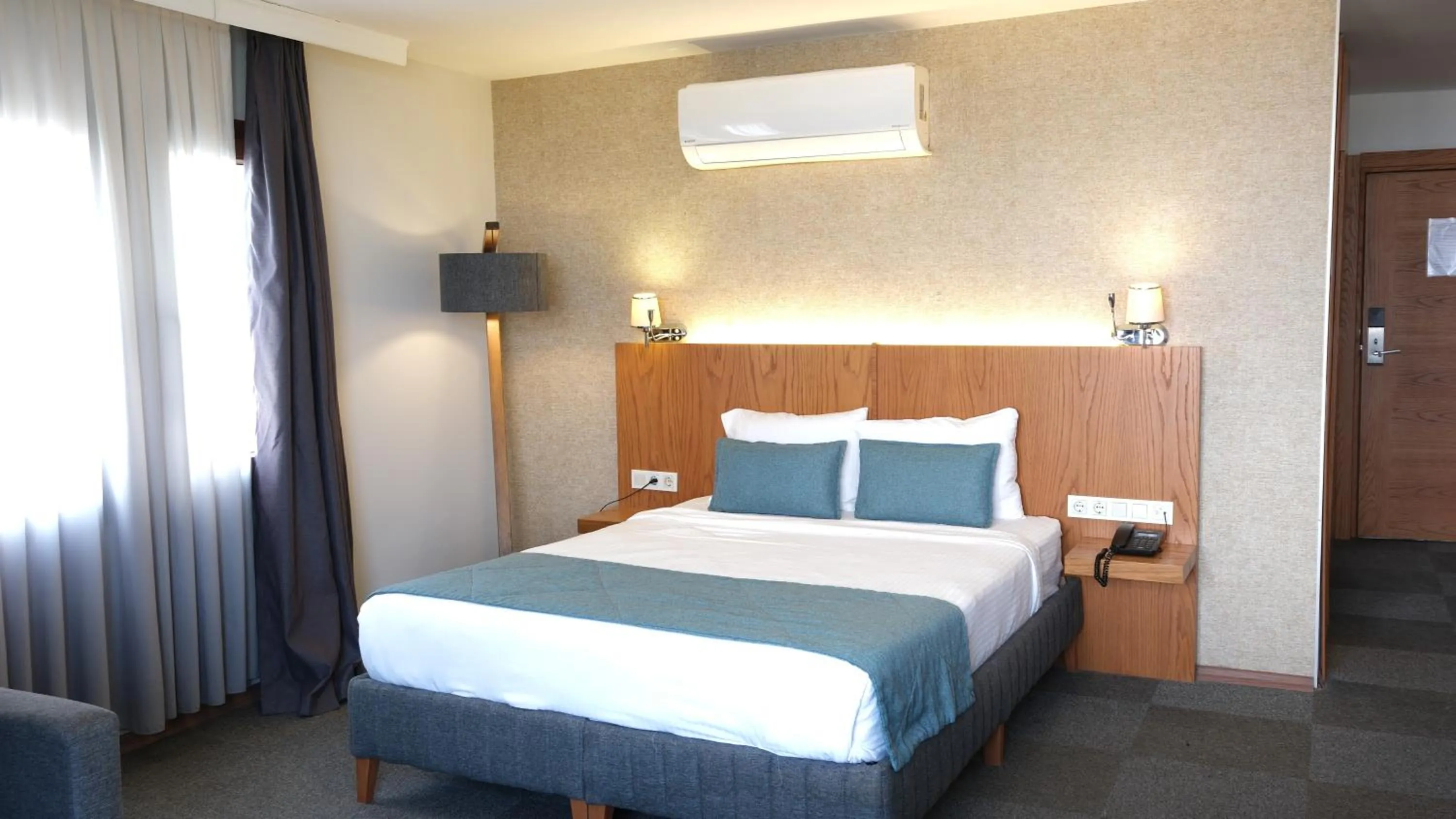 Bed in Varyant Hotel