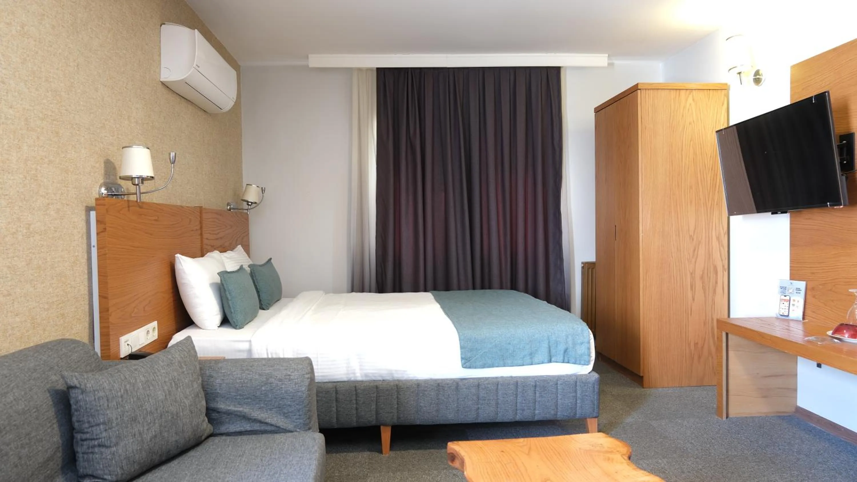 Bed in Varyant Hotel