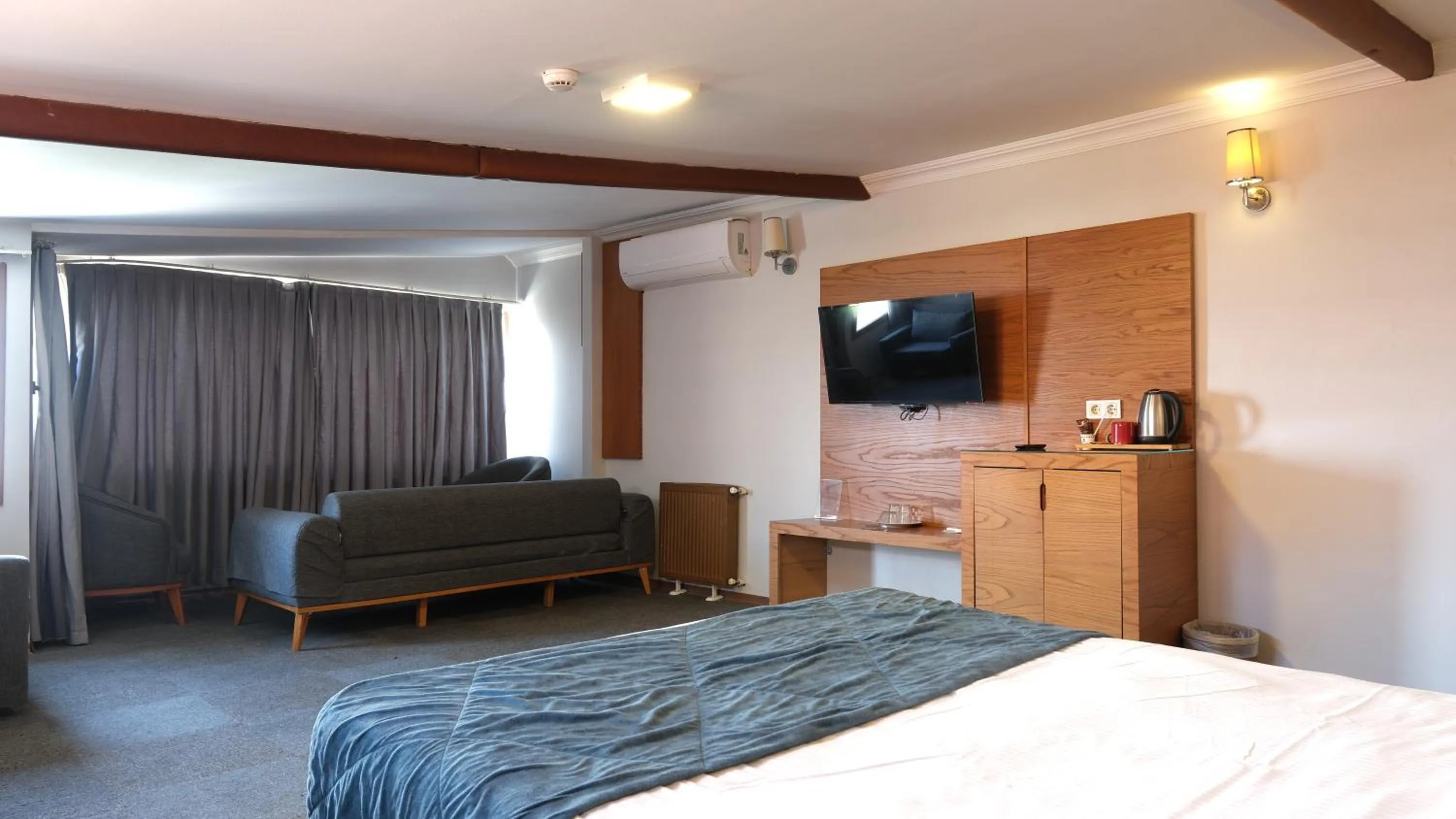 Bed in Varyant Hotel