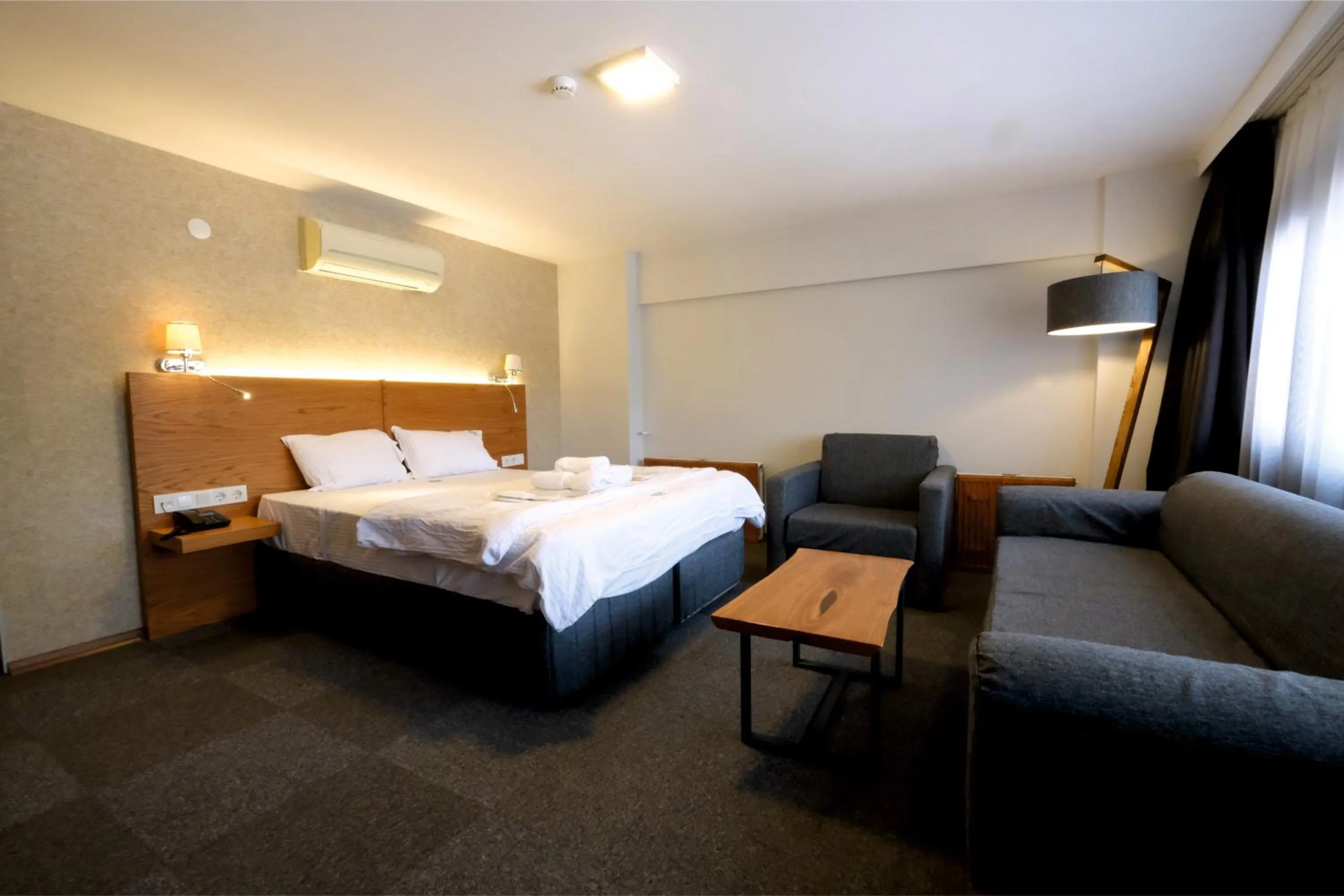 Bed in Varyant Hotel