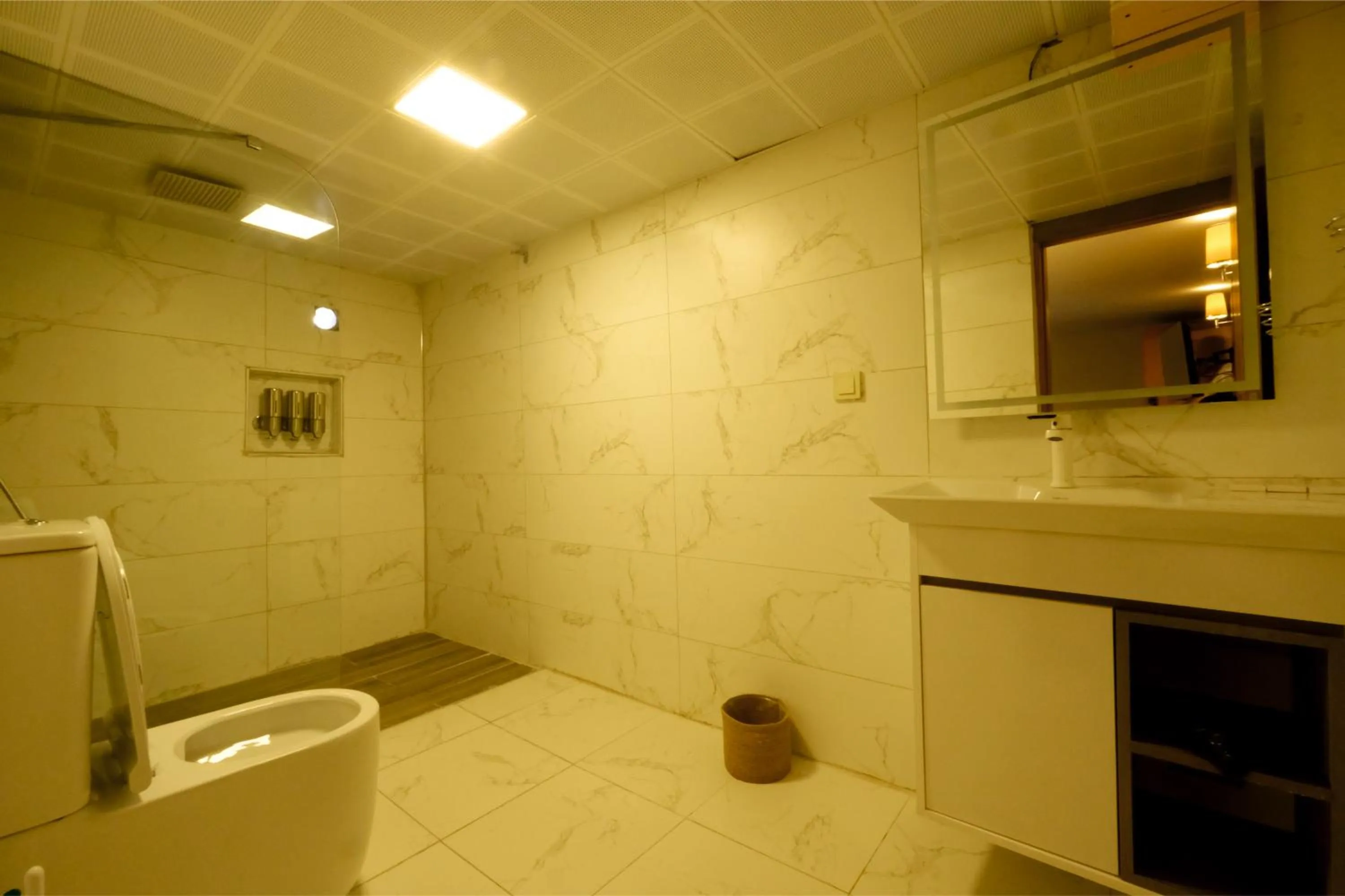 Shower in Varyant Hotel