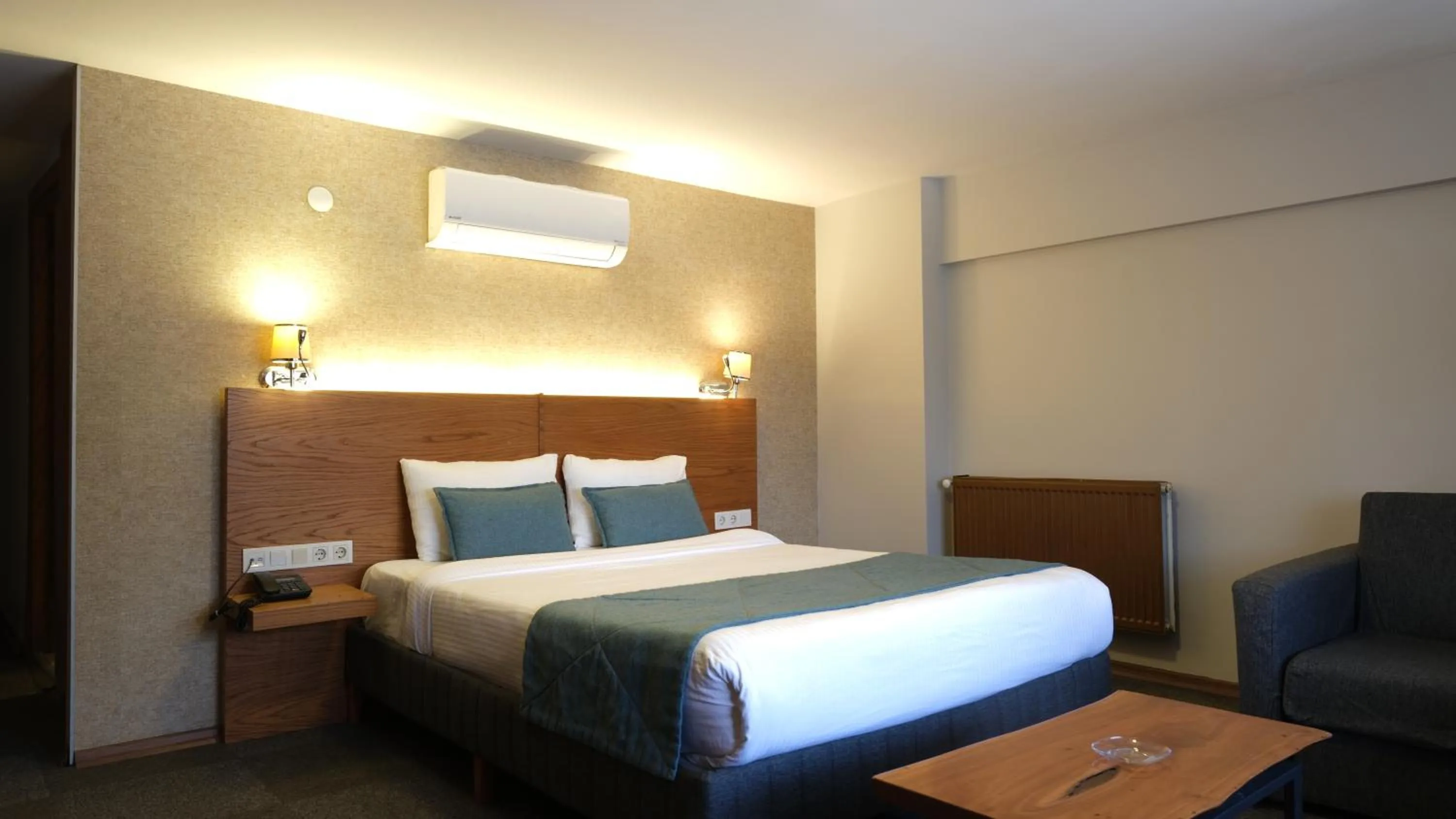 Bed in Varyant Hotel