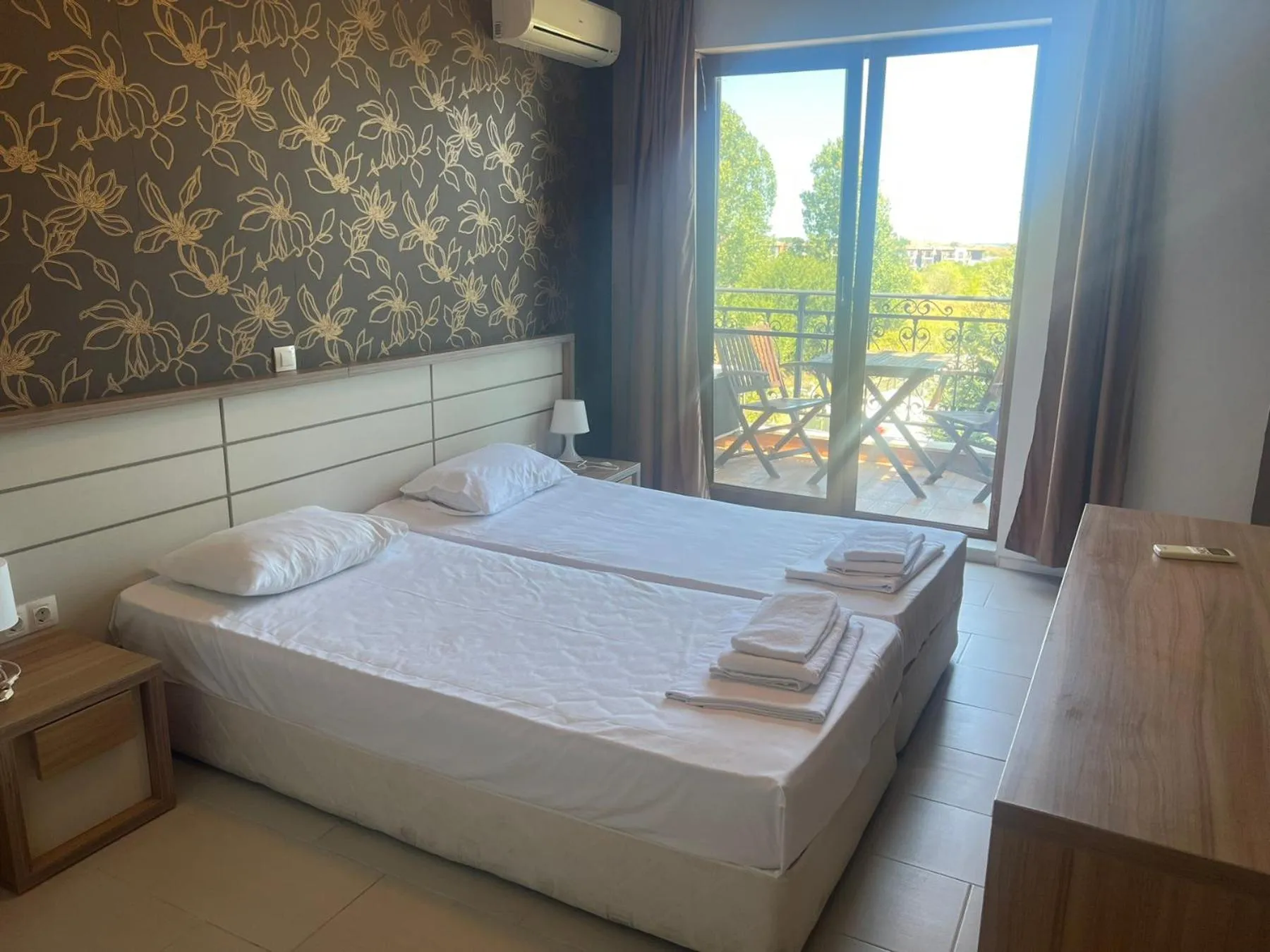 Photo of the whole room, Bed in Hotel Paradise Garden
