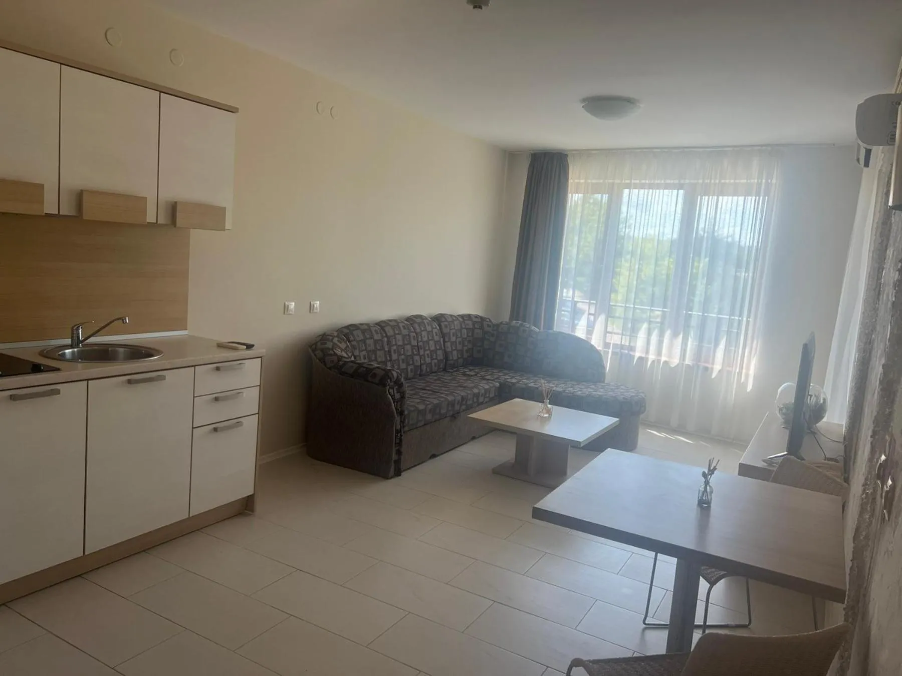 Kitchen or kitchenette in Hotel Paradise Garden