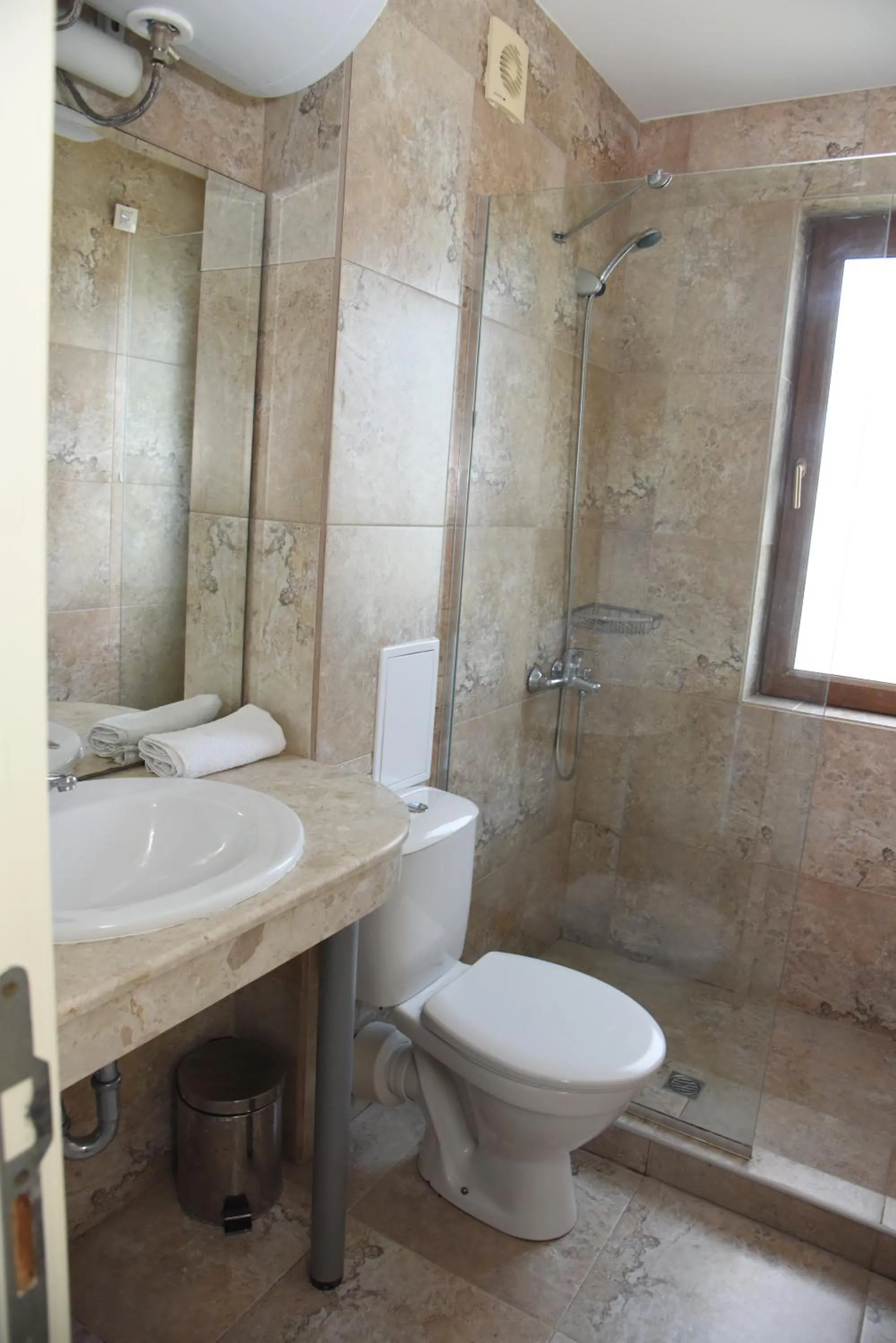 Bathroom in Hotel Paradise Garden