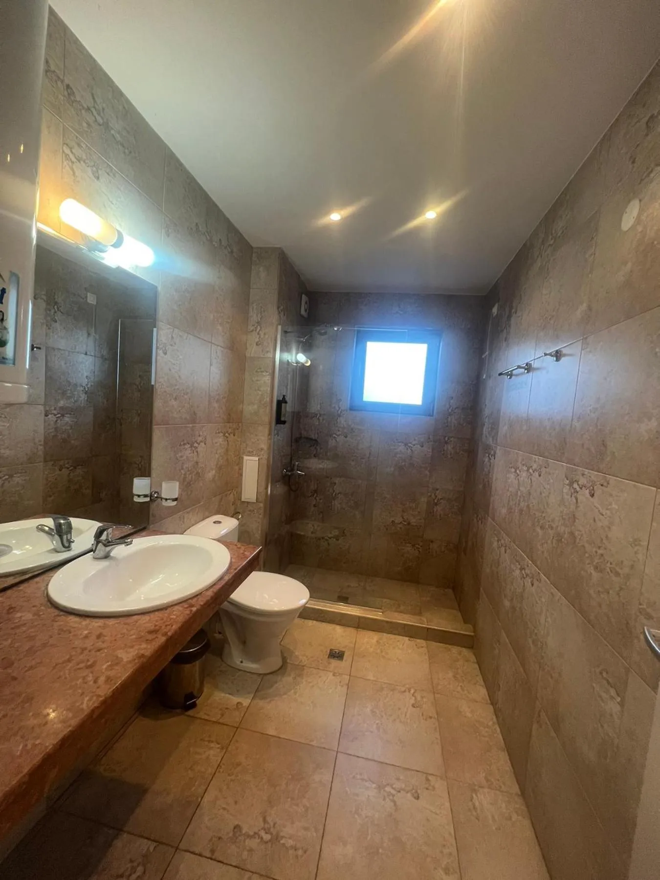 Bathroom in Hotel Paradise Garden