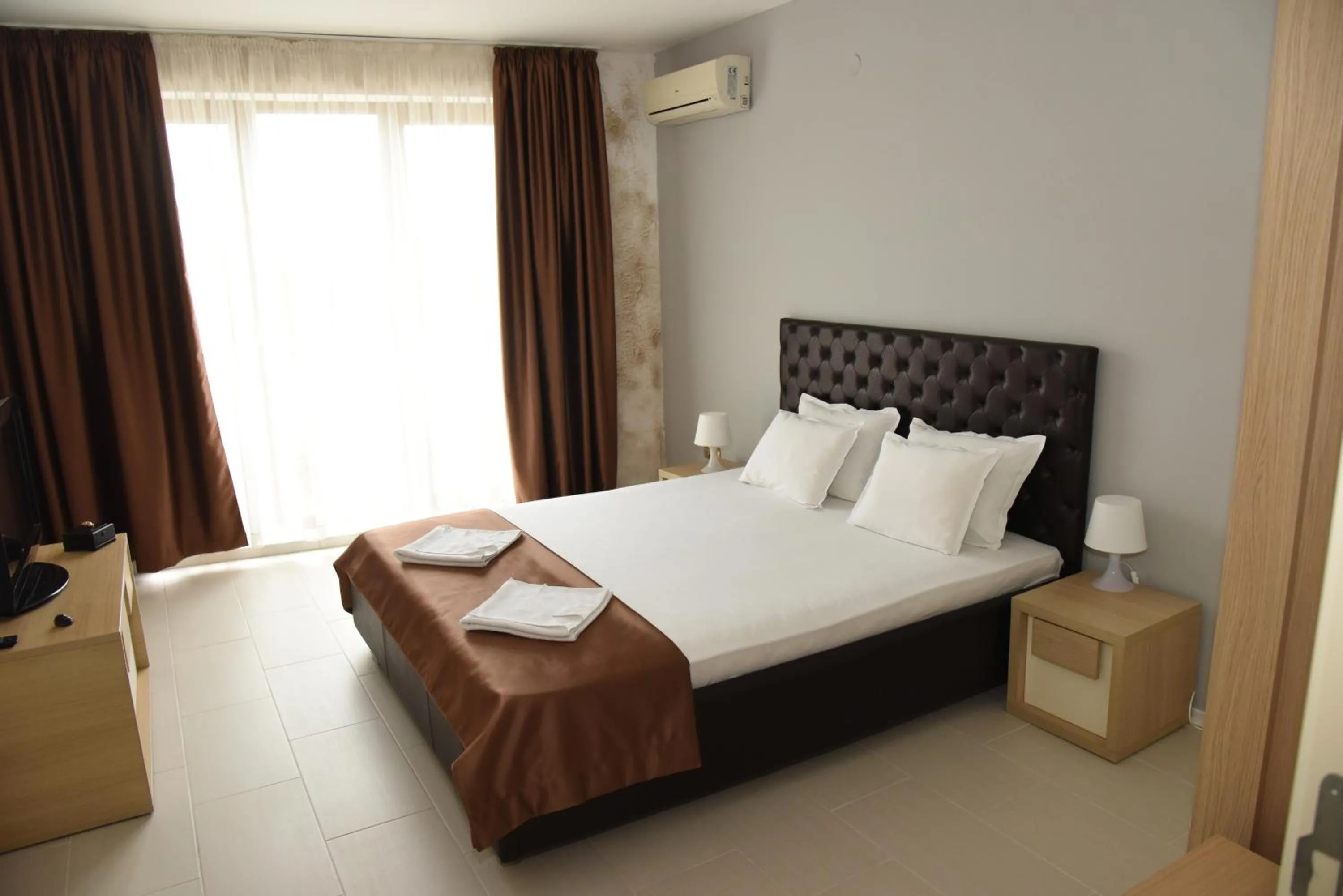 Bedroom, Bed in Hotel Paradise Garden